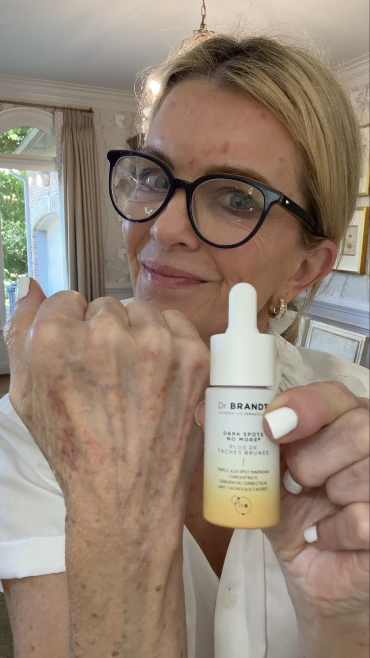 Trying something new for my dark spots!!
Dr. Brandt sent me their Dark Spots No More, and I’m excited to see how it works on my hands. I’ll keep you posted on my results!