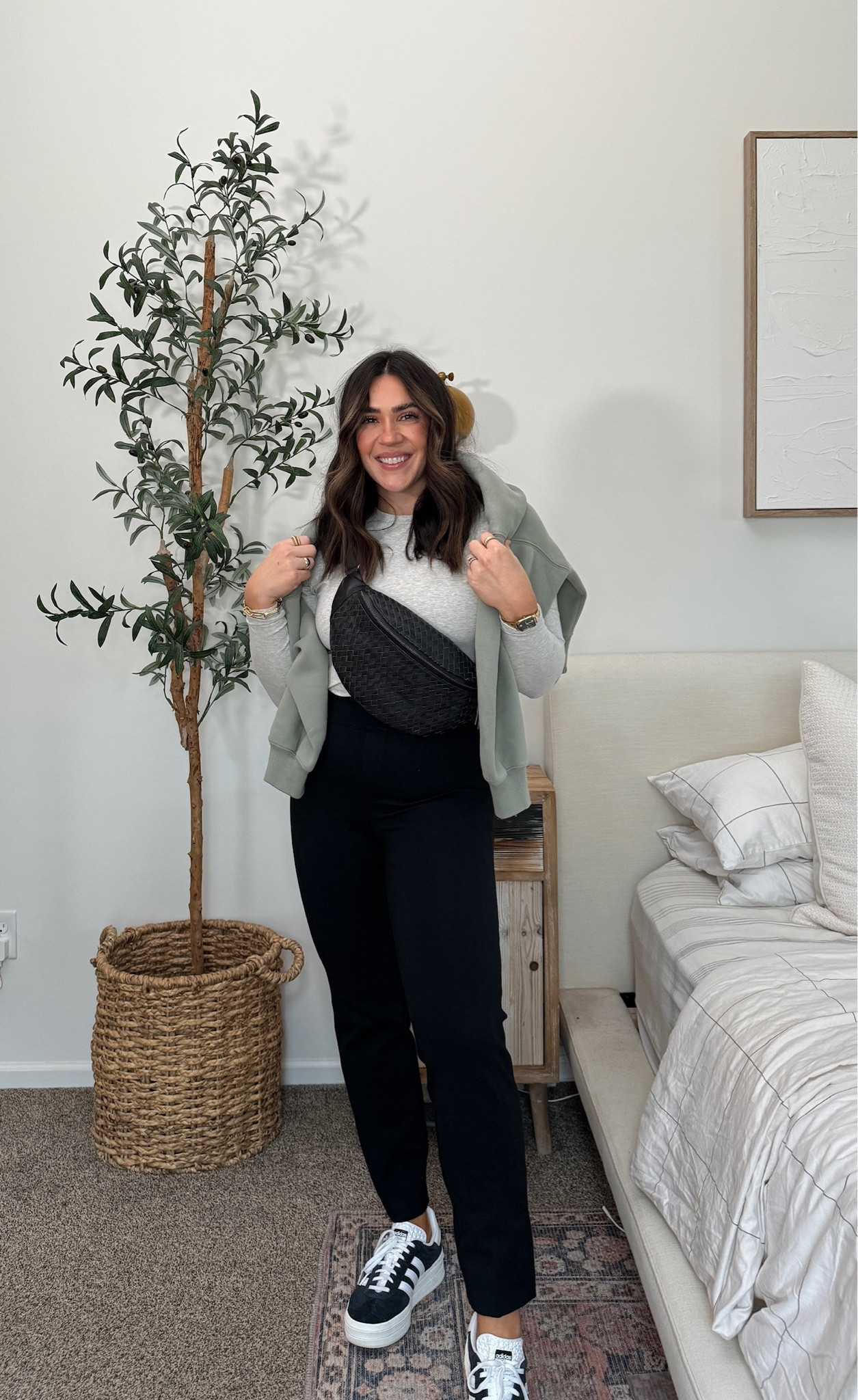 Cozy and elevated mom look

Bag is from wearemandrn and I have a code (Balkanina15) you can use for $$ off! 


Code NINAXSPANX for $$ off! 

midsize style, size 10, apple shape, affordable fashion, fashion, fall fashion, thick thighs, thick belly, holiday look, Christmas outfit, comfy look





#LTKSeasonal #LTKMidsize #LTKStyleTip