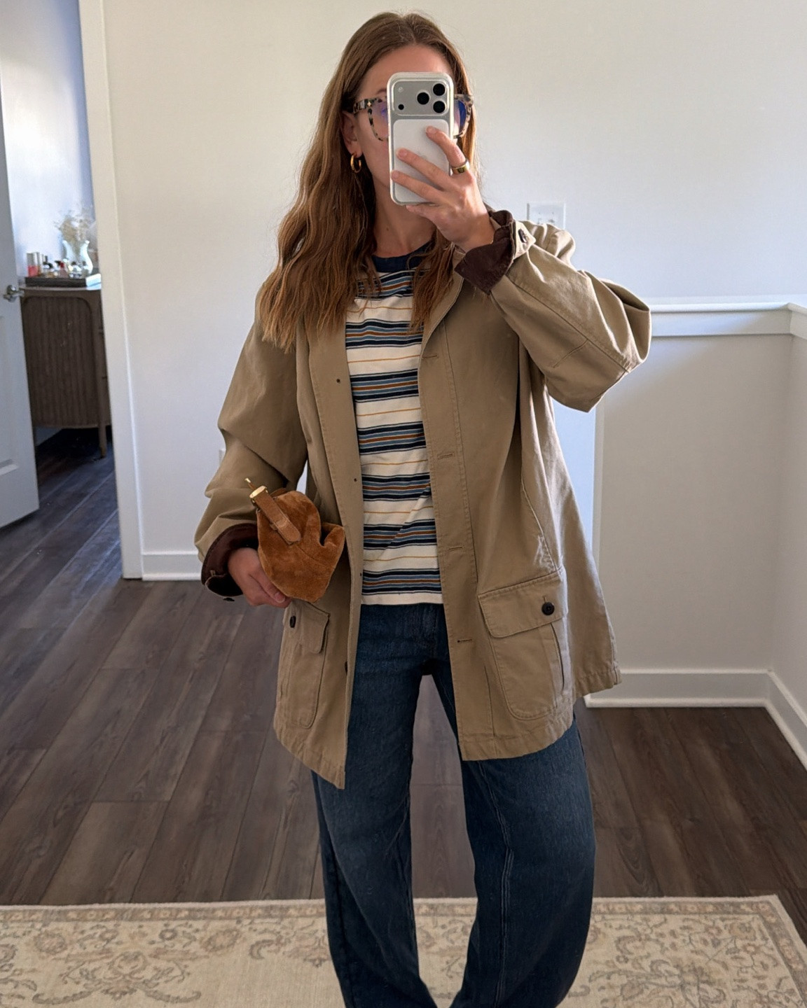 9/8/26 Easy Summer-to-Fall Outfit 🤎

One of those easy transitional outfits I’ll be repeating all season 🤎 Wearing my Madewell striped tee in a size S with the Rag & Bone sweatpant jeans I genuinely cannot stop wearing (size S) + Bibi Lou suede mules, my J.Crew suede bag and Amazon blue light glasses.

Also showing it layered with my favorite L.L.Bean barn coat from a couple seasons ago (size M) for when the temperatures finally start dropping. Such an easy outfit formula for that weird summer-to-fall weather. 🍂

Everything I can link is here ✨

#LTKgrwm #LTKootd