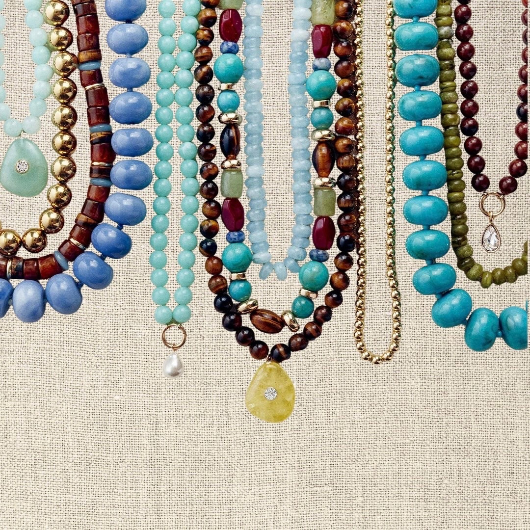 BaubleBar is taking 25% off everything sitewide right now! Oh and custom pieces are 20% off!

#LTKSaleAlert #LTKootd #LTKSeasonal