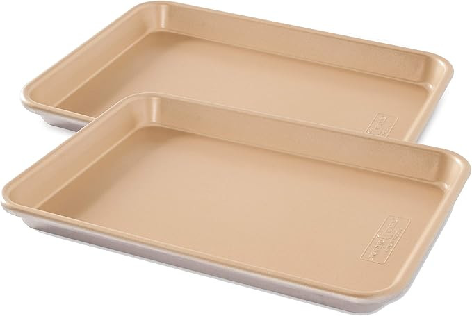 Nordic Ware Naturals Nonstick Quarter Sheet, 2 Count (Pack of 1) | Amazon (US)