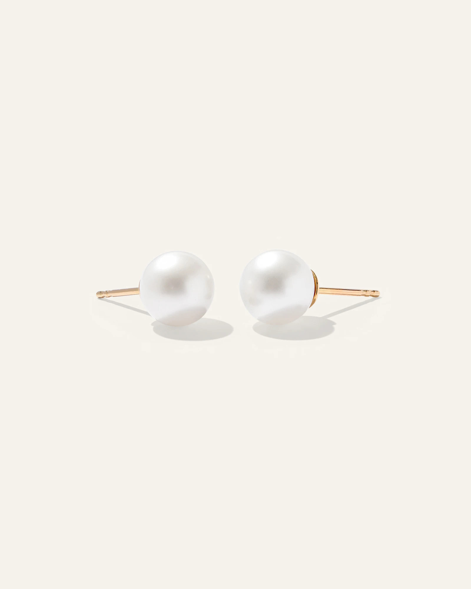 Quince | Women's 14K Gold Freshwater Cultured Pearl Studs in Yellow Gold | Quince