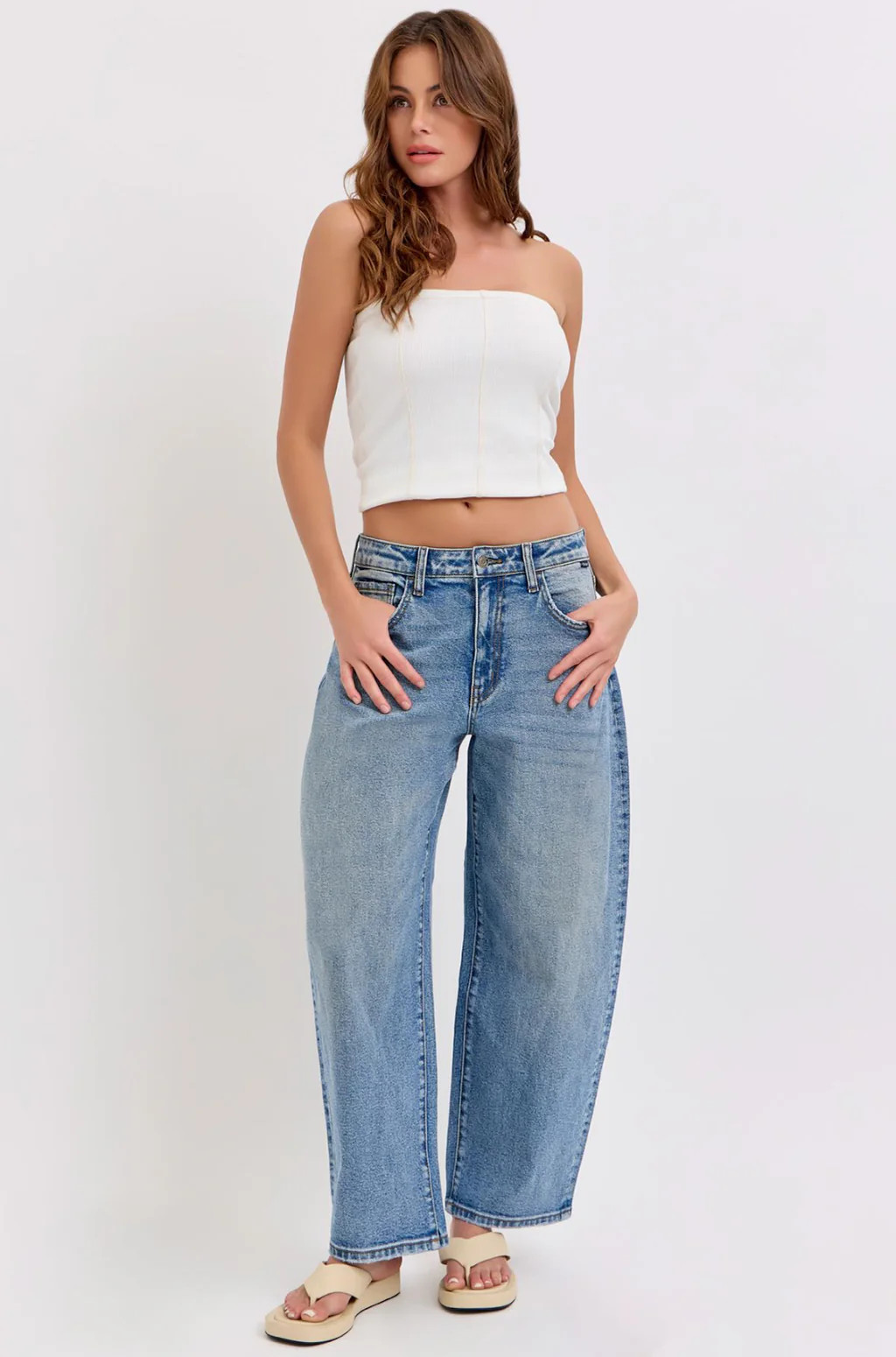 Medium Wash Barrel Jeans | amandenimes