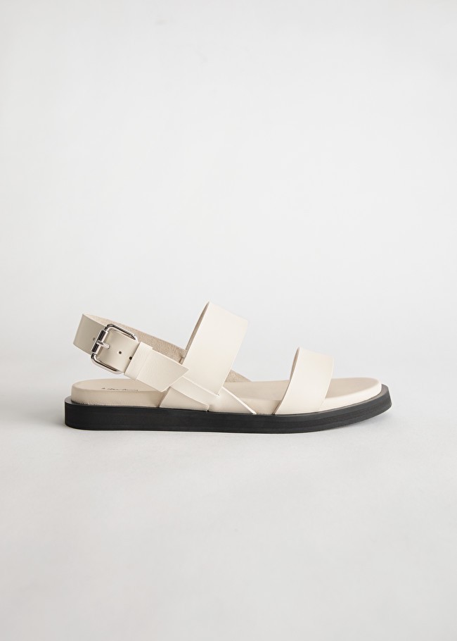Slingback-Ledersandalen mit diagonalen Riemen | & Other Stories (EU + UK)