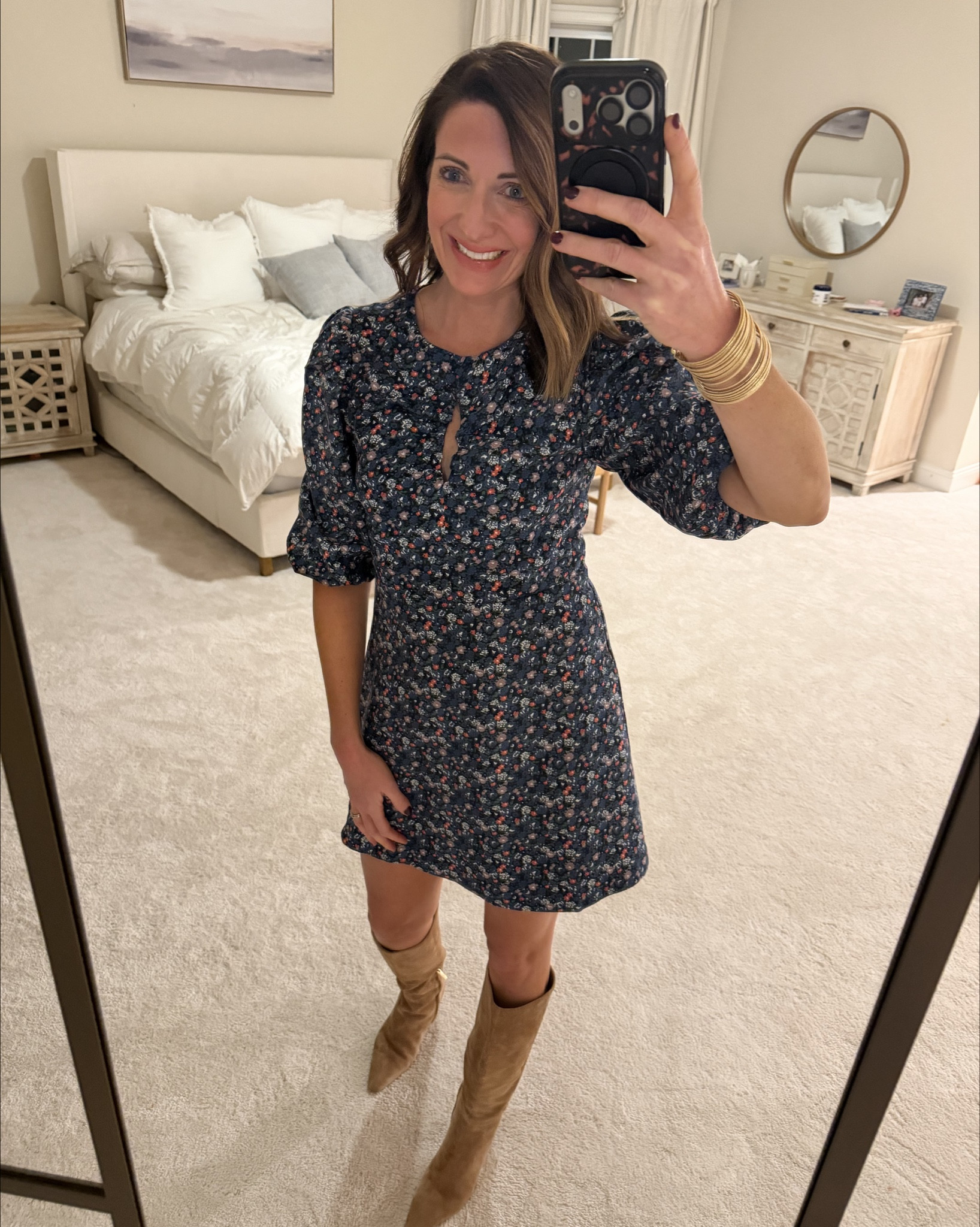 Dinner date with friends. 

#LTKSeasonal #LTKHoliday #LTKdayinmylife