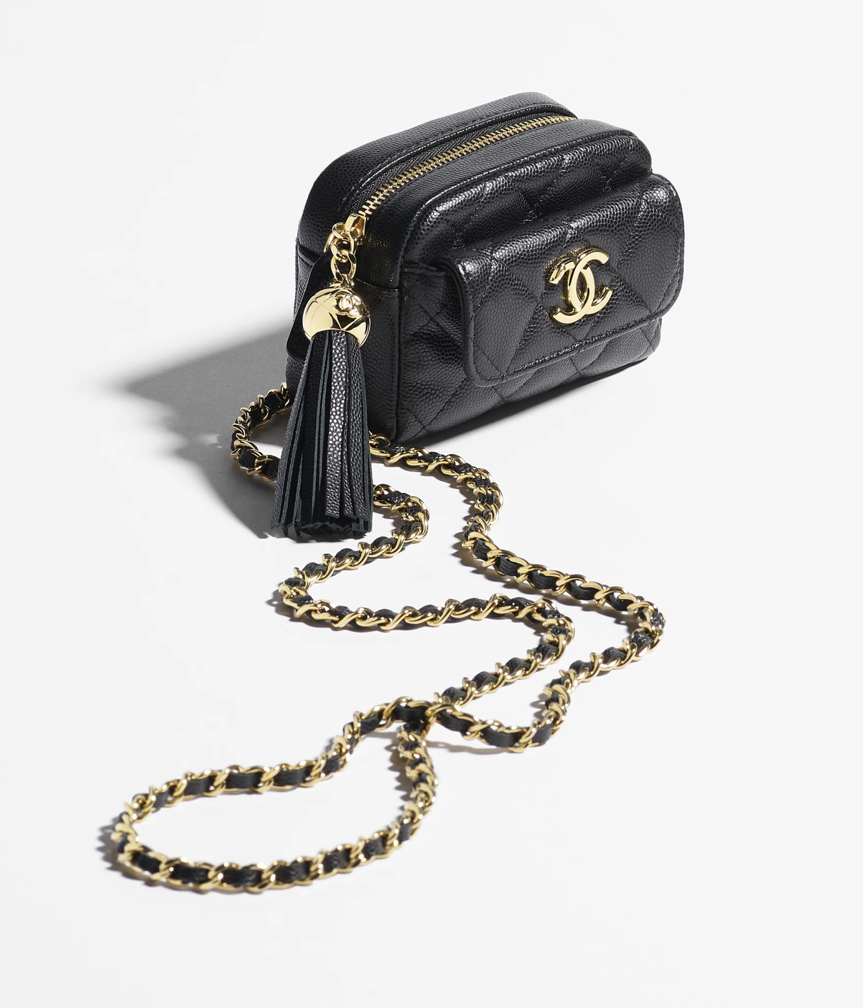 Clutch with chain - Grained calfskin & gold-tone metal, black — Fashion | CHANEL | Chanel, Inc. (US)