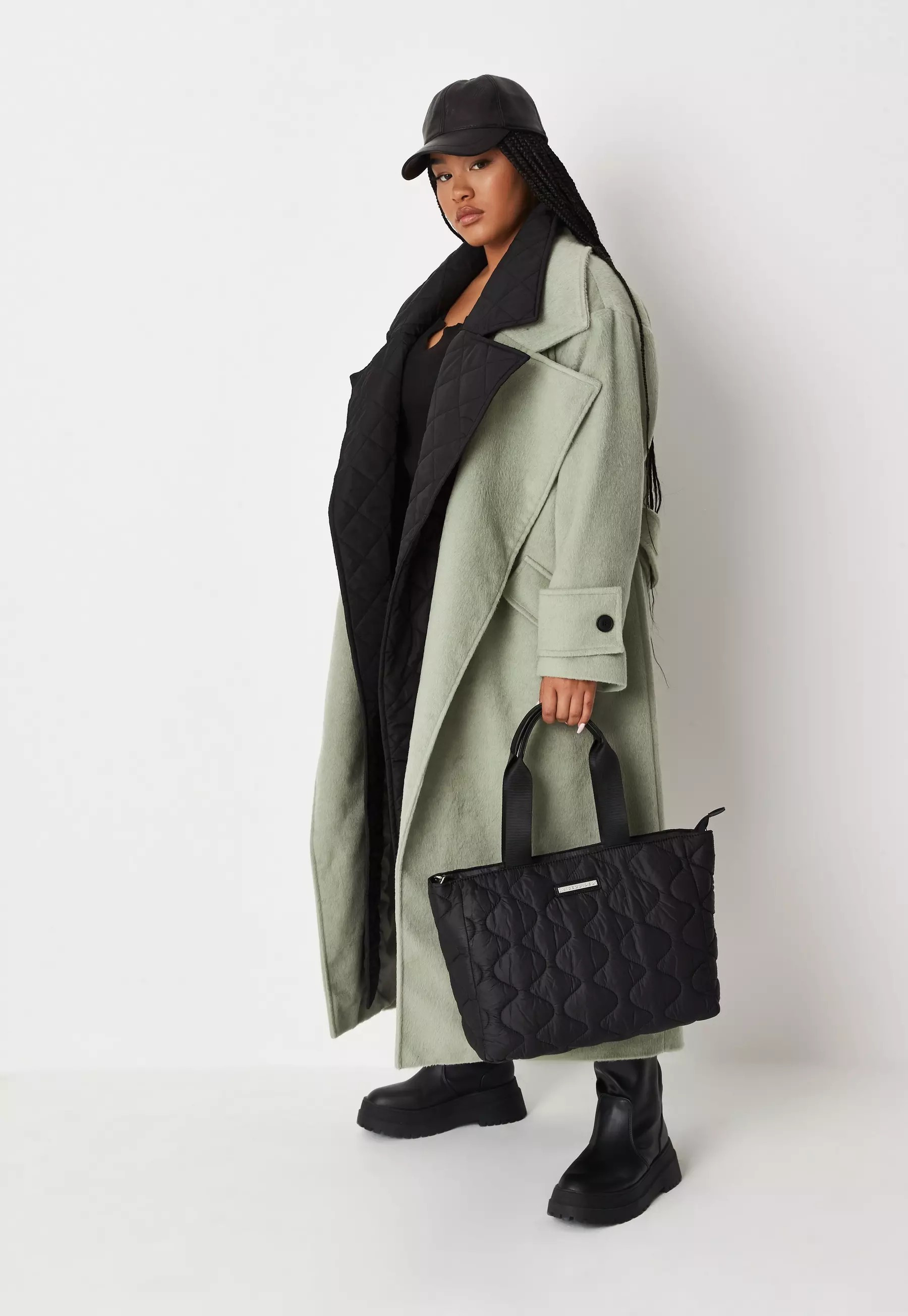 Plus Size Trenchcoat mit Gürtel und Steppfutter in Salbeigrün | Missguided (DE)