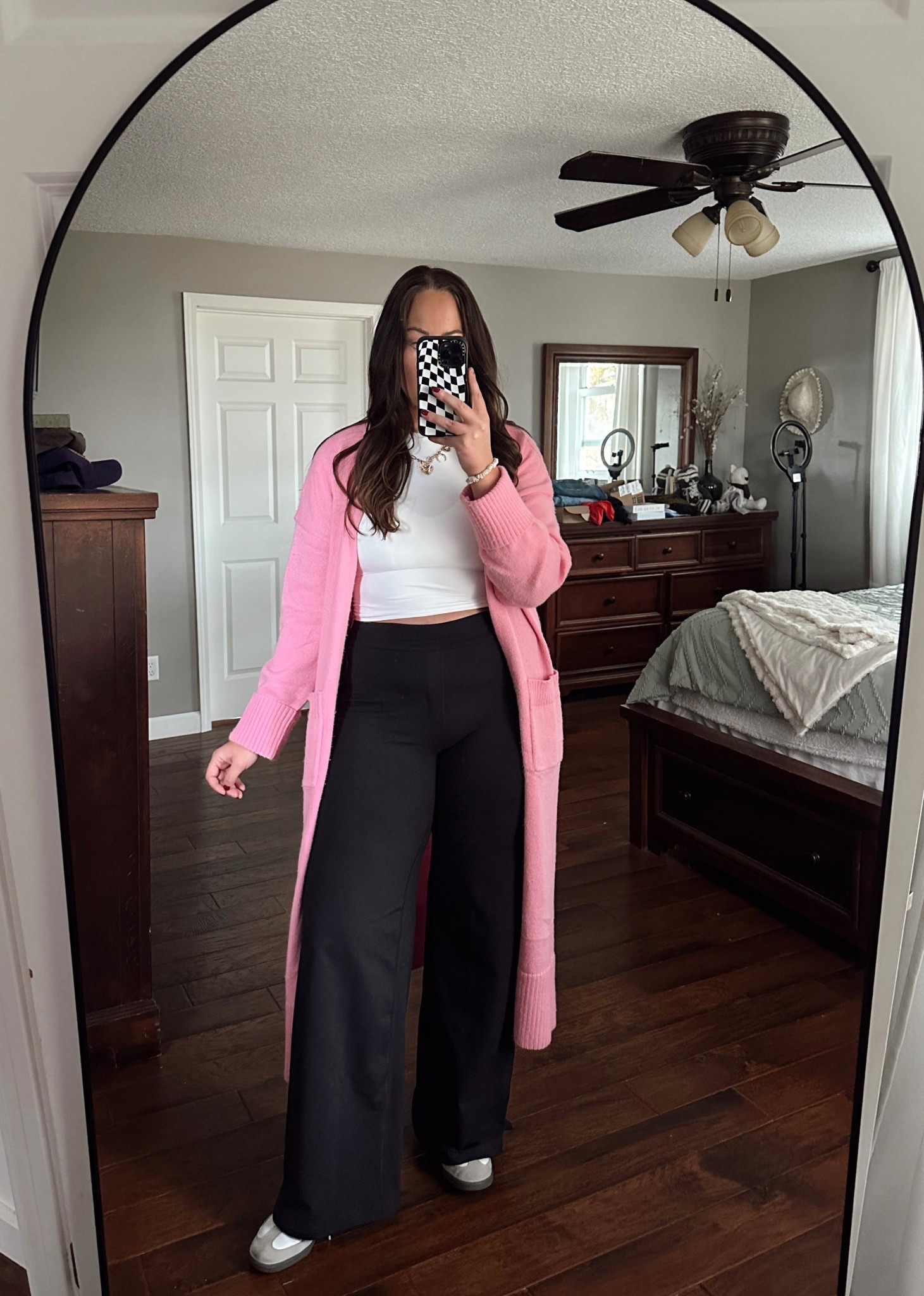 Comfy fall outfit - these Aerie trousers are AMAZING - wearing large long (comes in short, reg, and long lengths! Amazon cardigan wearing xl and wearing a large in my favorite Aerie tee! 

Amazon style
Aerie real
Comfy outfits
Comfy Thanksgiving outfit

#LTKTall