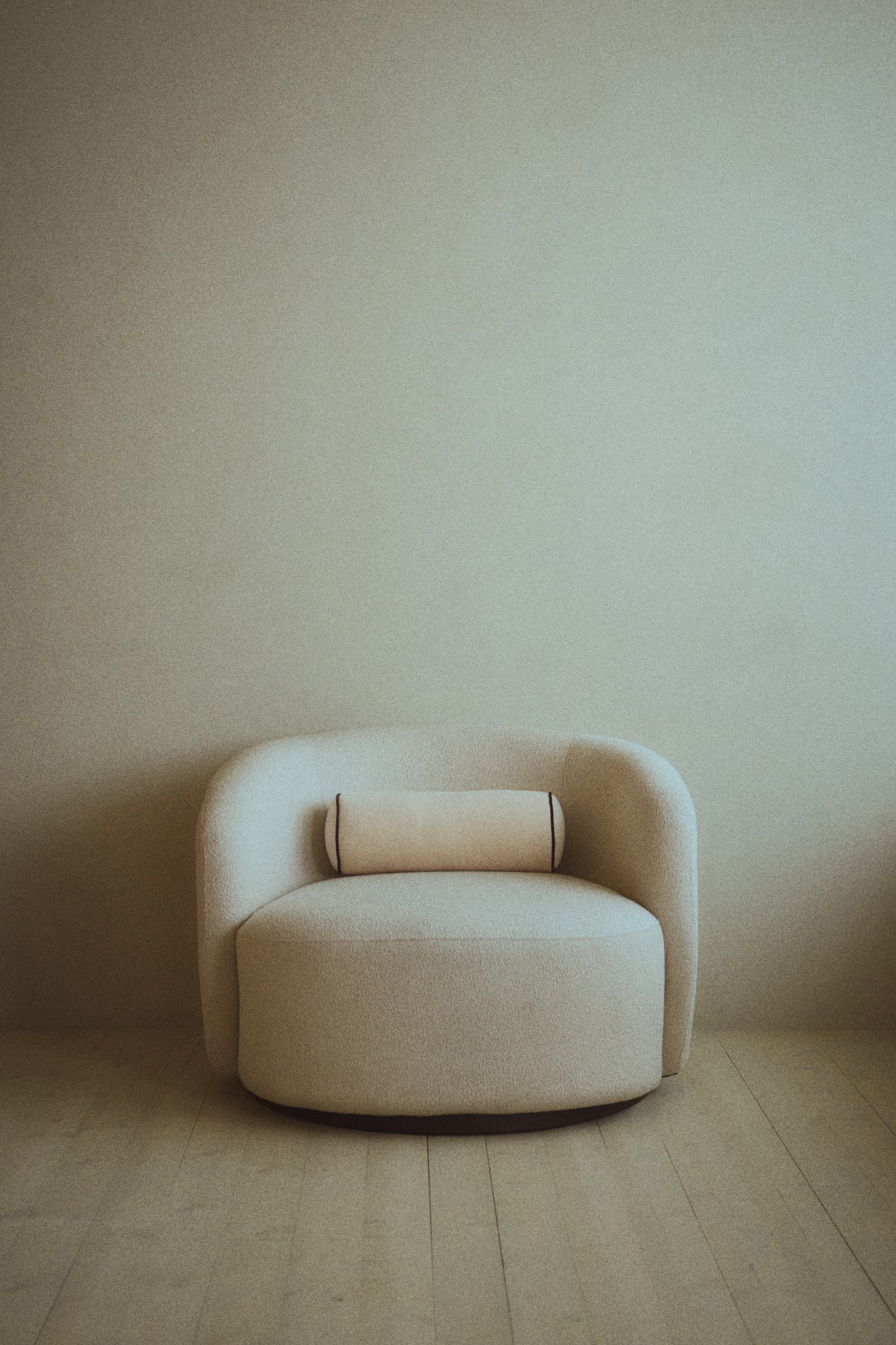 Velvet Bolster | H&M (US + CA)