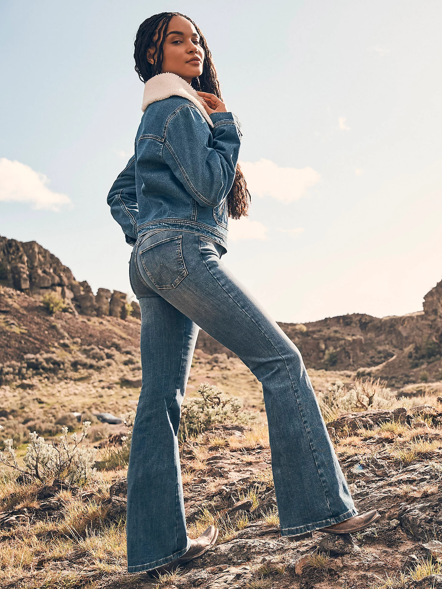 Women's Wrangler Bespoke High Rise Flare Jean | Wrangler