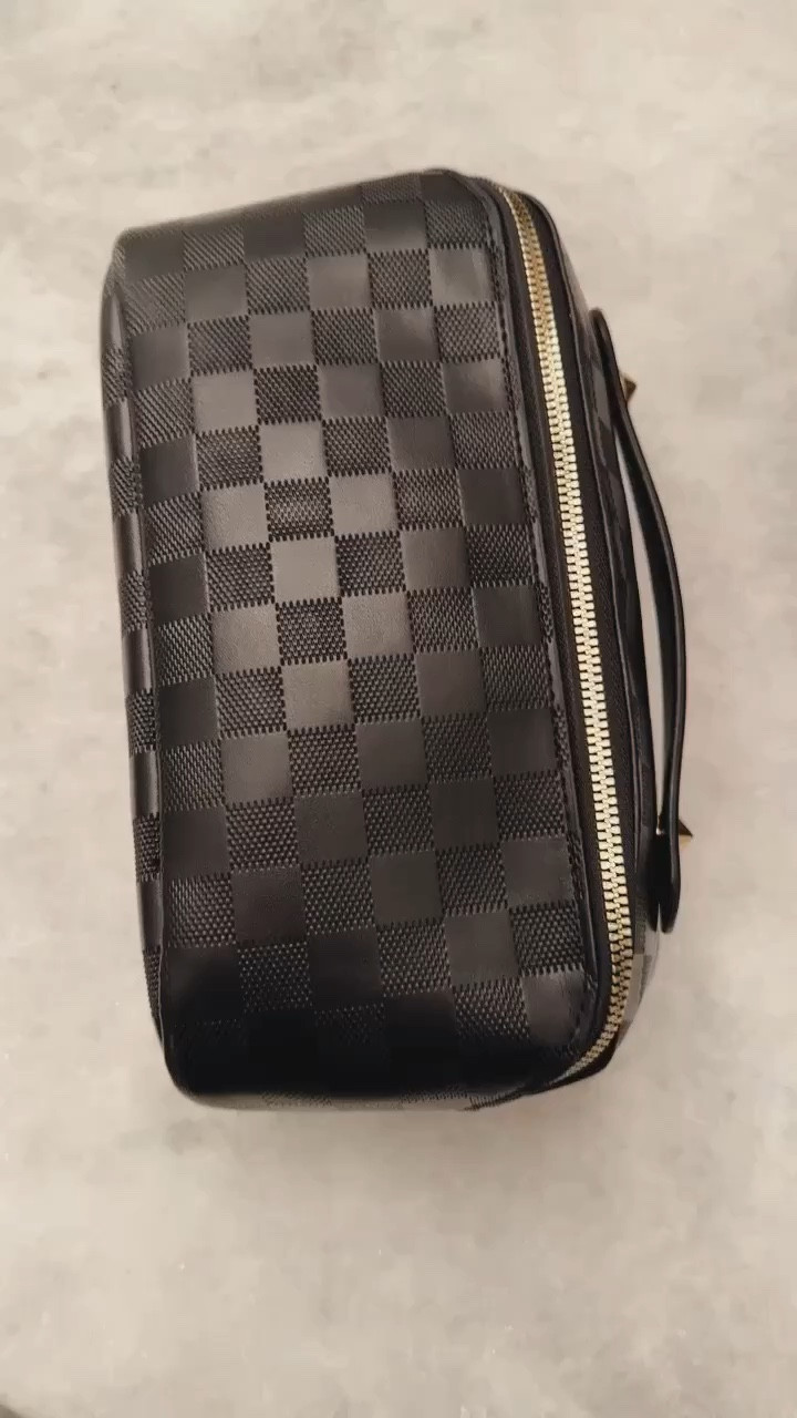 Louis Vuitton Toiletry Cosmetic Men Travel Bag Damier Graphite