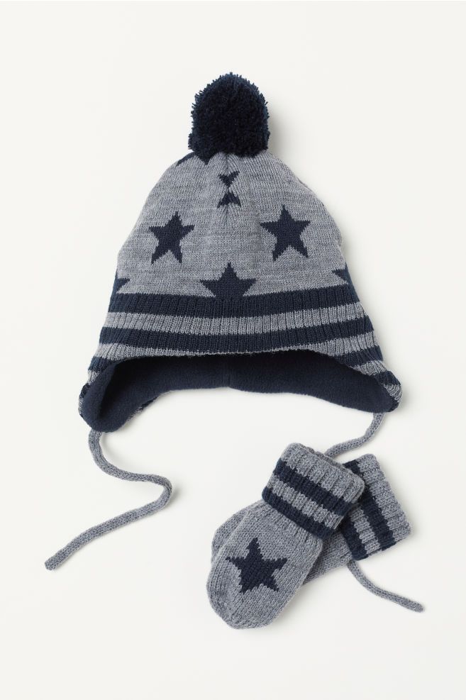 Hat and Mittens | H&M (US + CA)