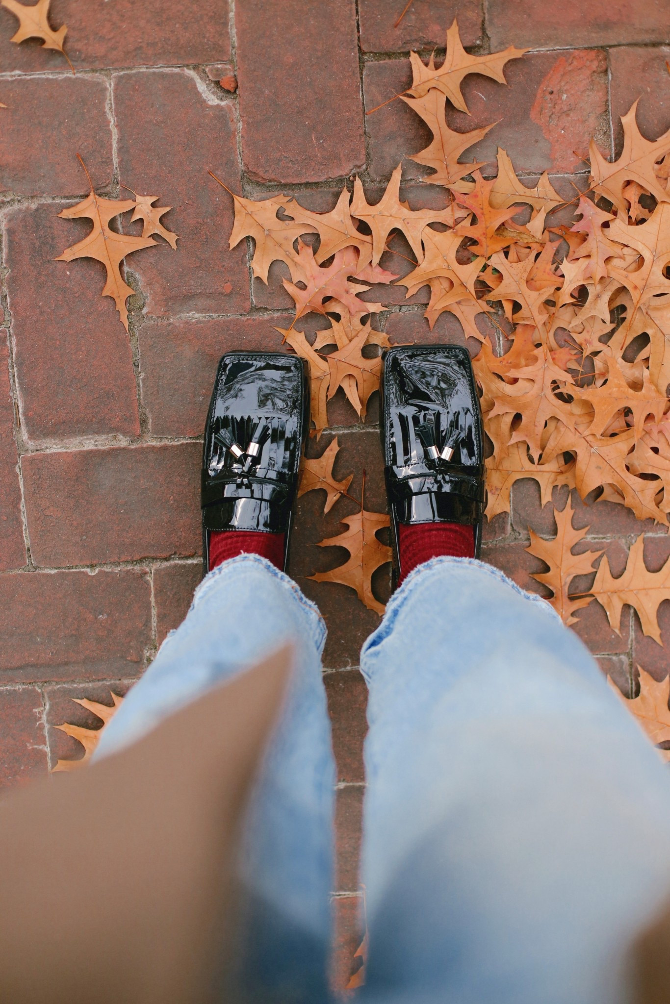 Black leather loafers, fall outfit ideas, workwear chic, office outfit inspo

#LTKWorkwear #LTKSeasonal #LTKHoliday
