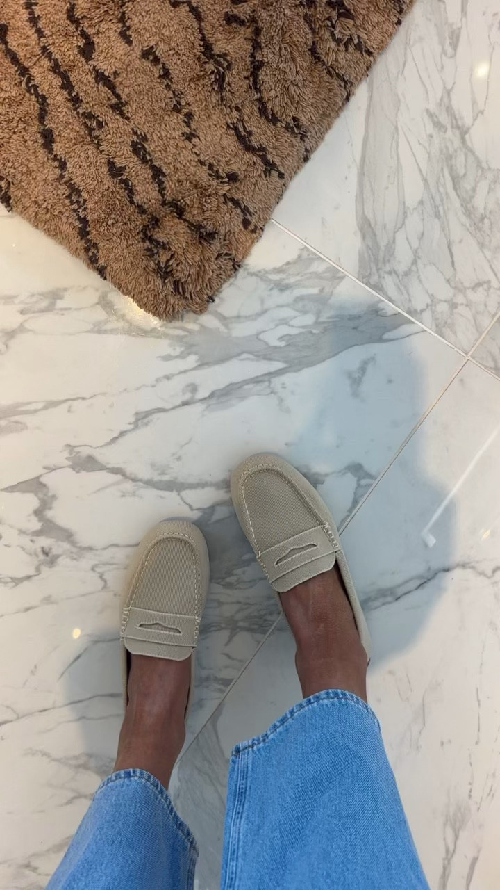 So incredibly comfortable, light weight, perfect for walking all day in 😍😍😍 