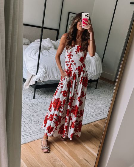 the @abercrombie dress sale is still going on and this adorable printed maxi is included!😍 such a perfect dress for summer! ☀️ use code AFLAUREN for an extra 15% off! 🙌🏻

#LTKSaleAlert