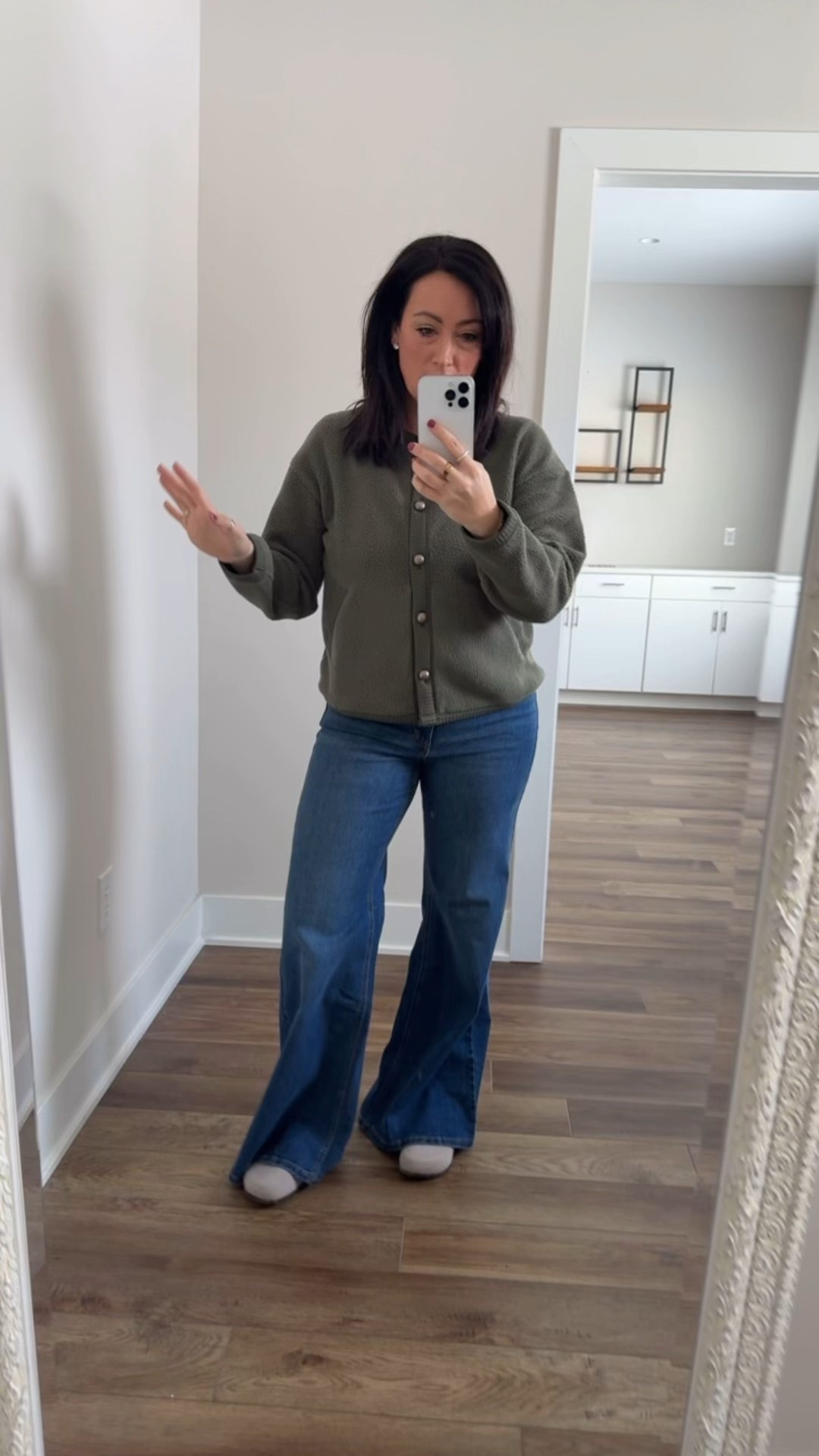 WALMART HAUL 
• medium top - true to size 
• size 6 denim 


#LTKFindsUnder50 #LTKootd #LTKHoliday