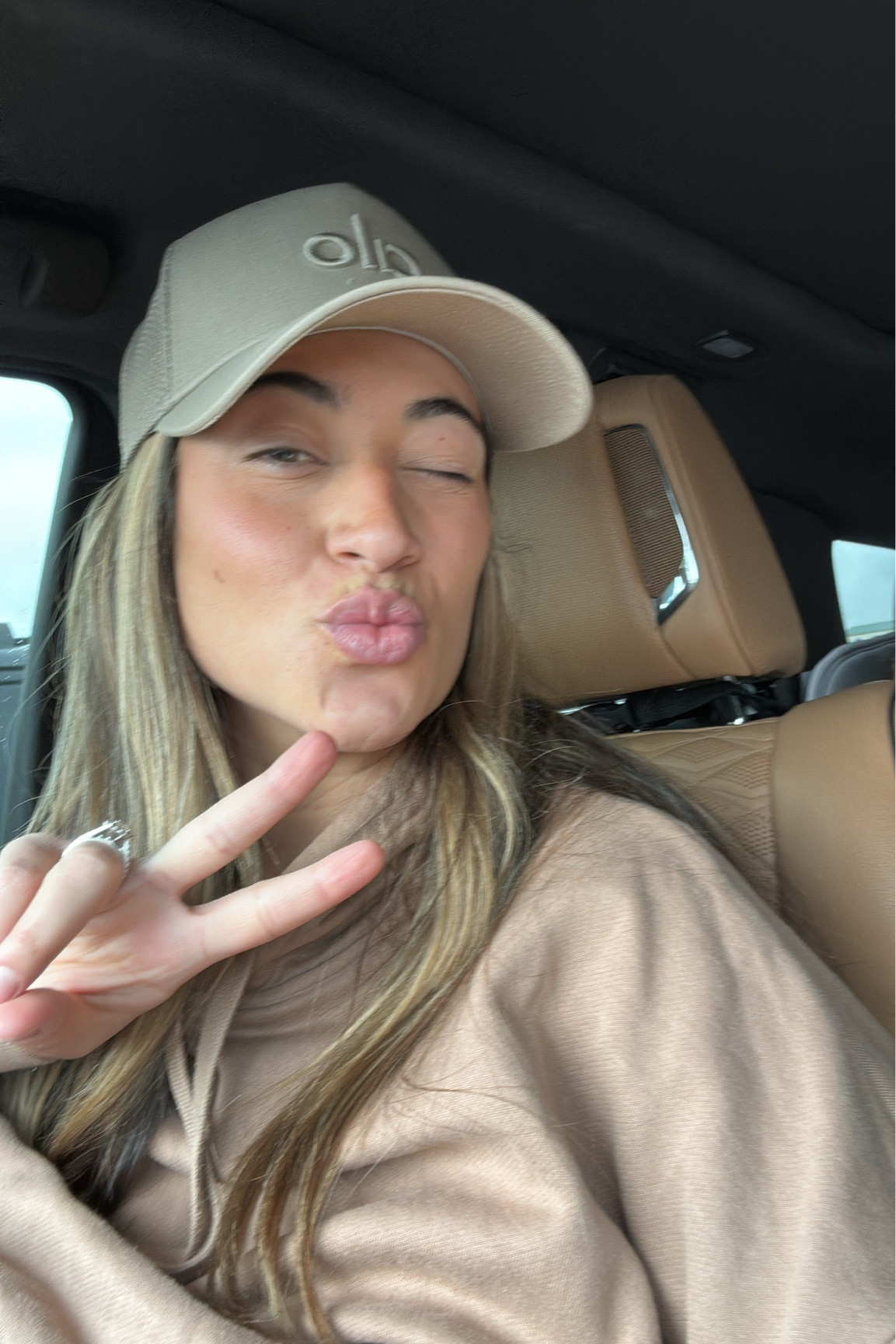 Alo 30% off sale! 

#LTKSeasonal #LTKHoliday #LTKSaleAlert