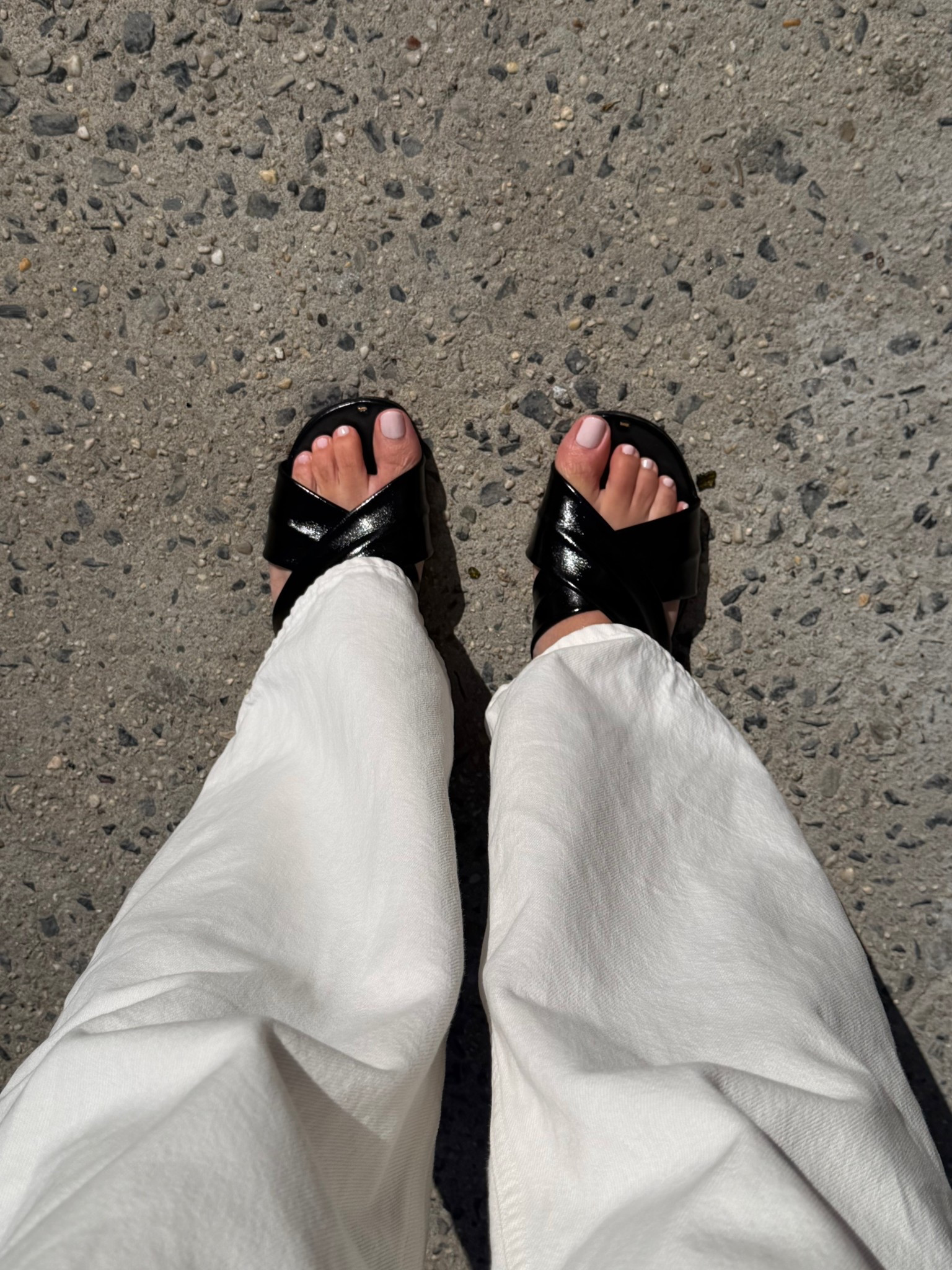 Comfiest sandals 

#LTKootd