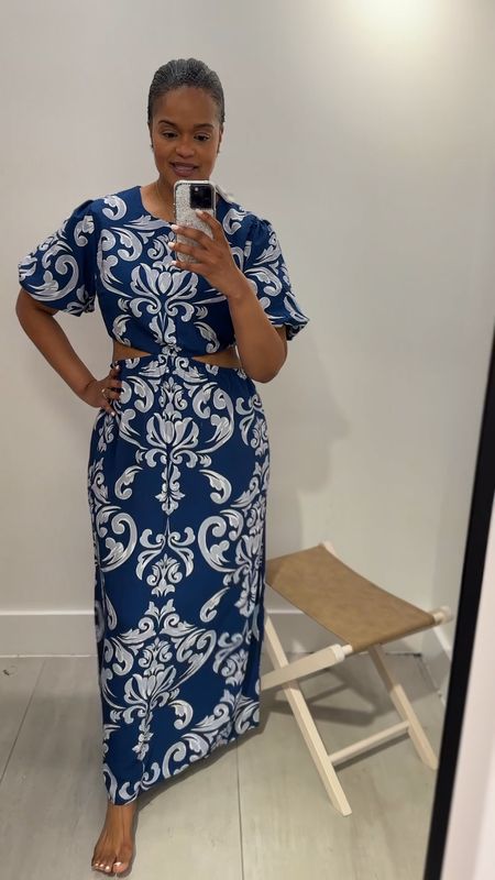 This would be the perfect vacation dress or summer outfit 

Abercrombie dress, blue dress, cutout dress, vacation outfit, summer outfit 

#LTKMidsize #LTKFindsUnder100 #LTKVideo