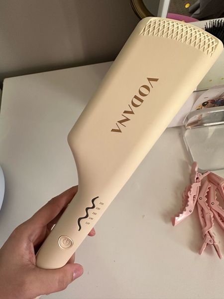 Create beachy waves with this super easy amazon waver 

#LTKstyletip #LTKbeauty #LTKFind