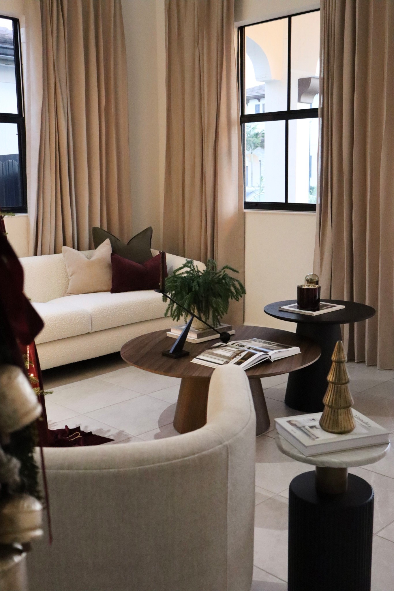 Coffee table styling ✨

#LTKHoliday #LTKHome