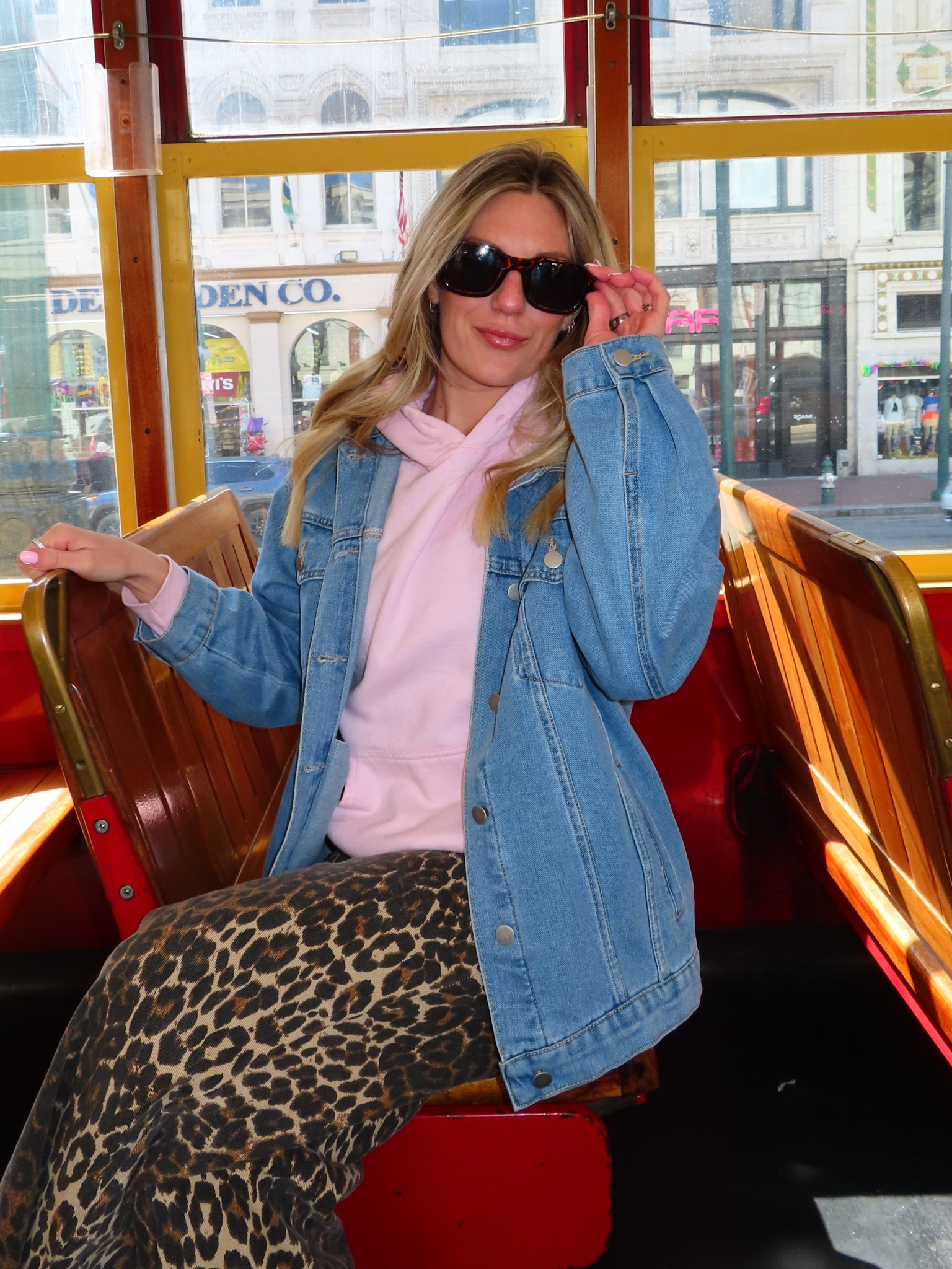 Nola street car vibes