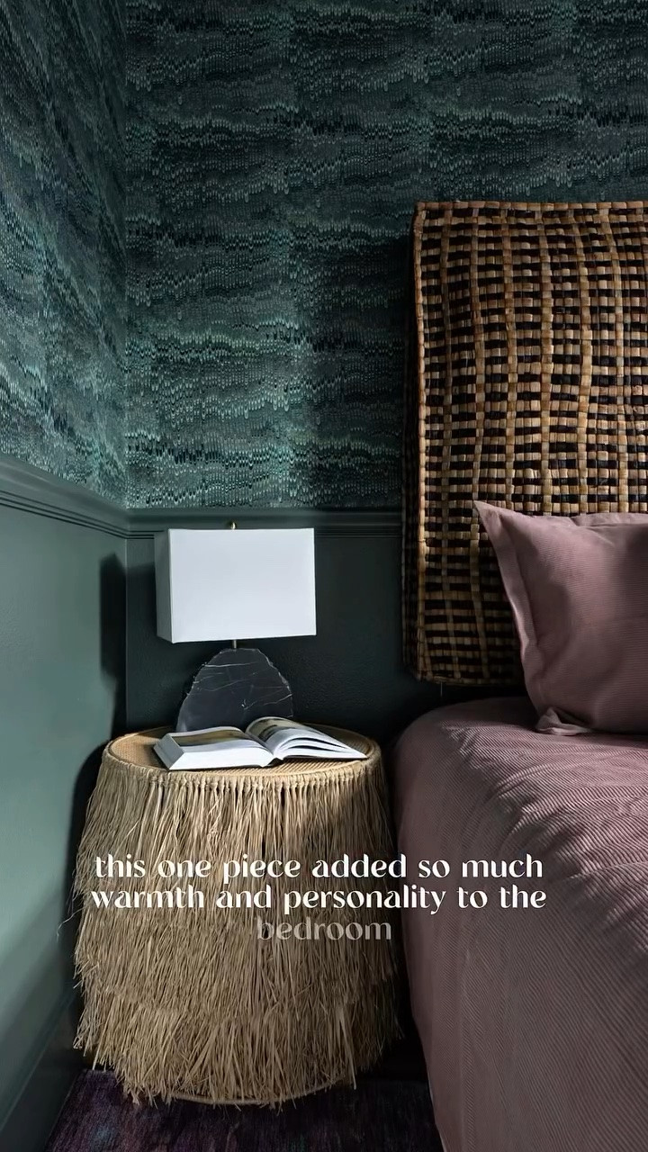 One of my favorite design tricks: using pieces in unexpected ways✨
.
This vintage Moroccan floor cushion was never meant to be a headboard, but it ended up becoming one of my favorite details in the entire project.
.
.
.
#bedroomdesigns #headboard #austindesigner virtual design