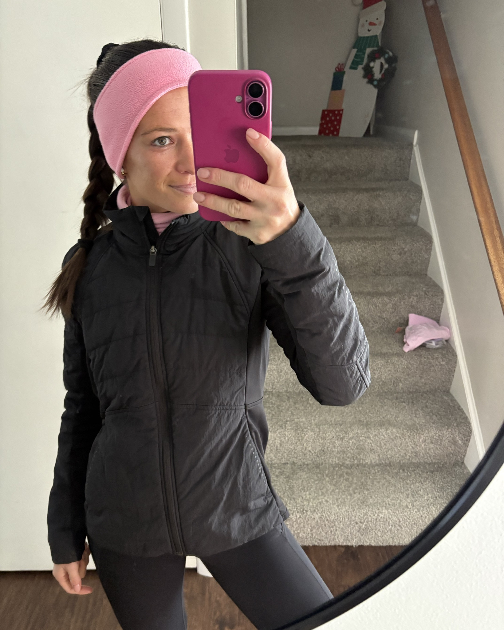 Cold running fit💖

#LTKActive #LTKSeasonal #LTKfitnessgoals