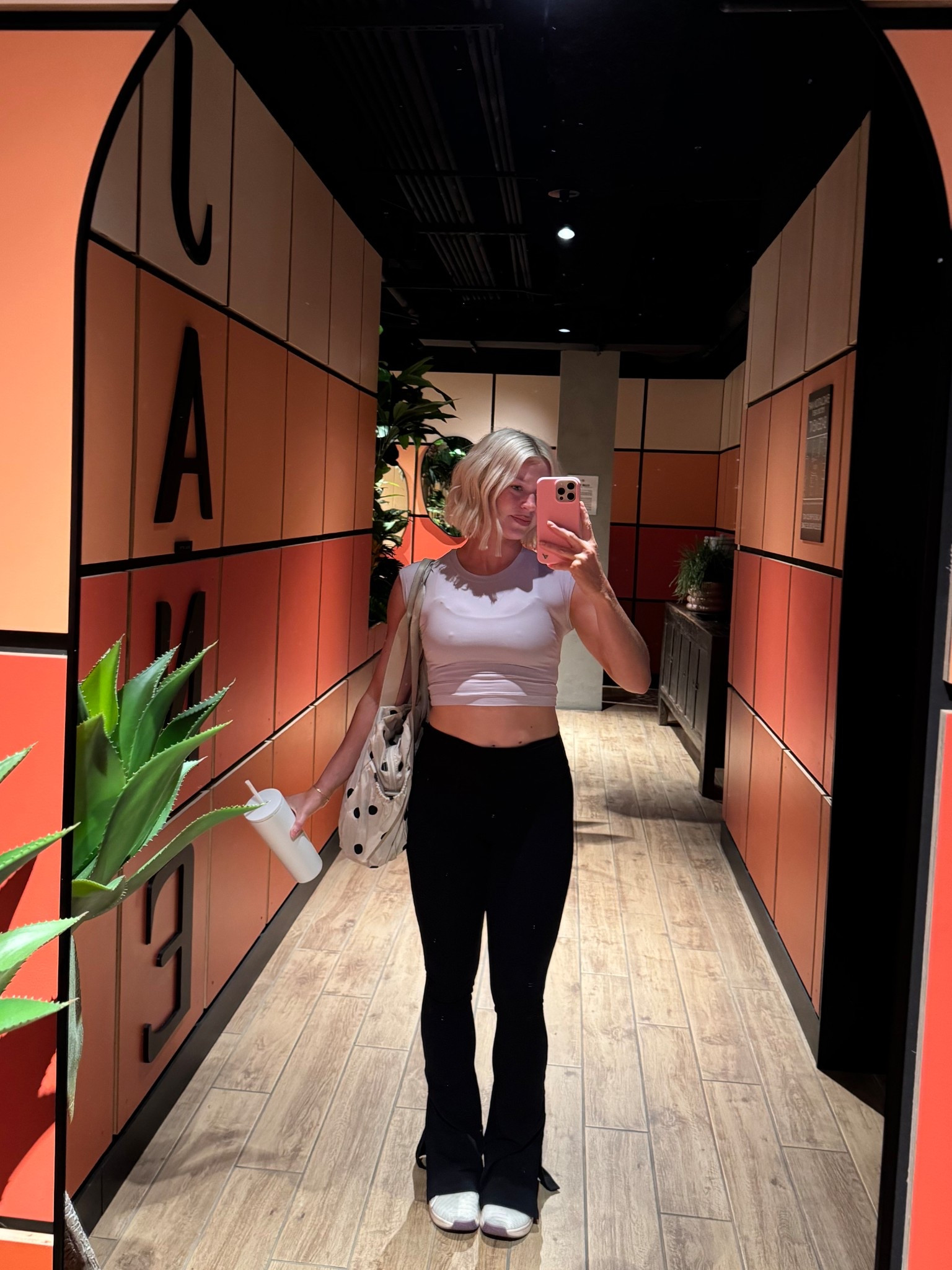 gym outfit for leg day! Really liking wearing flares to the gym 

Splits 59, yoga pants, workout outfit 

#LTKootd #LTKfitnessgoals