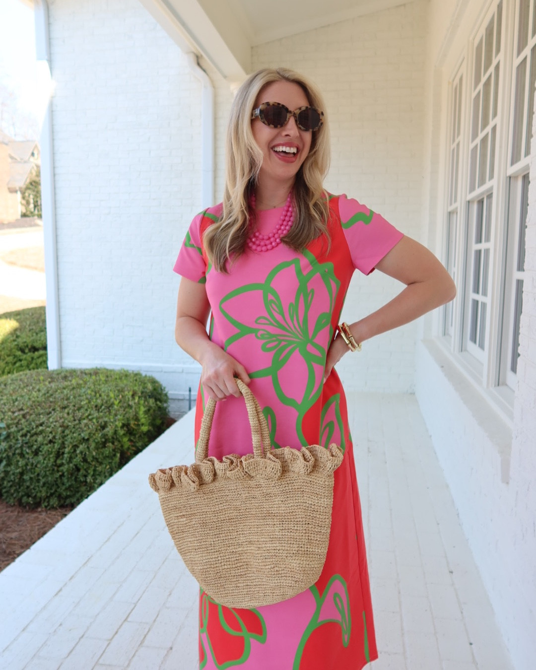 A modern floral moment done right 💐
Tailored yet comfortable—exactly what your spring wardrobe needs.


Comment SHOP to shop + I’ve got a discount code for you! Use code : ASHLEY20 - it works sitewide  💌

#LTKootd #LTKmomlife #LTKgrwm