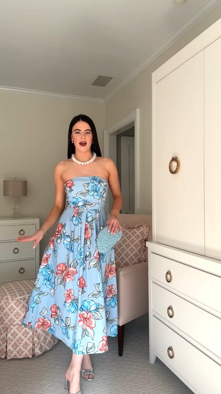 Wedding season is quickly approaching! This new dress from ModaTrova by the brand Beyond Vera would be so lovely for an upcoming spring or summer wedding! 🩵💍💐