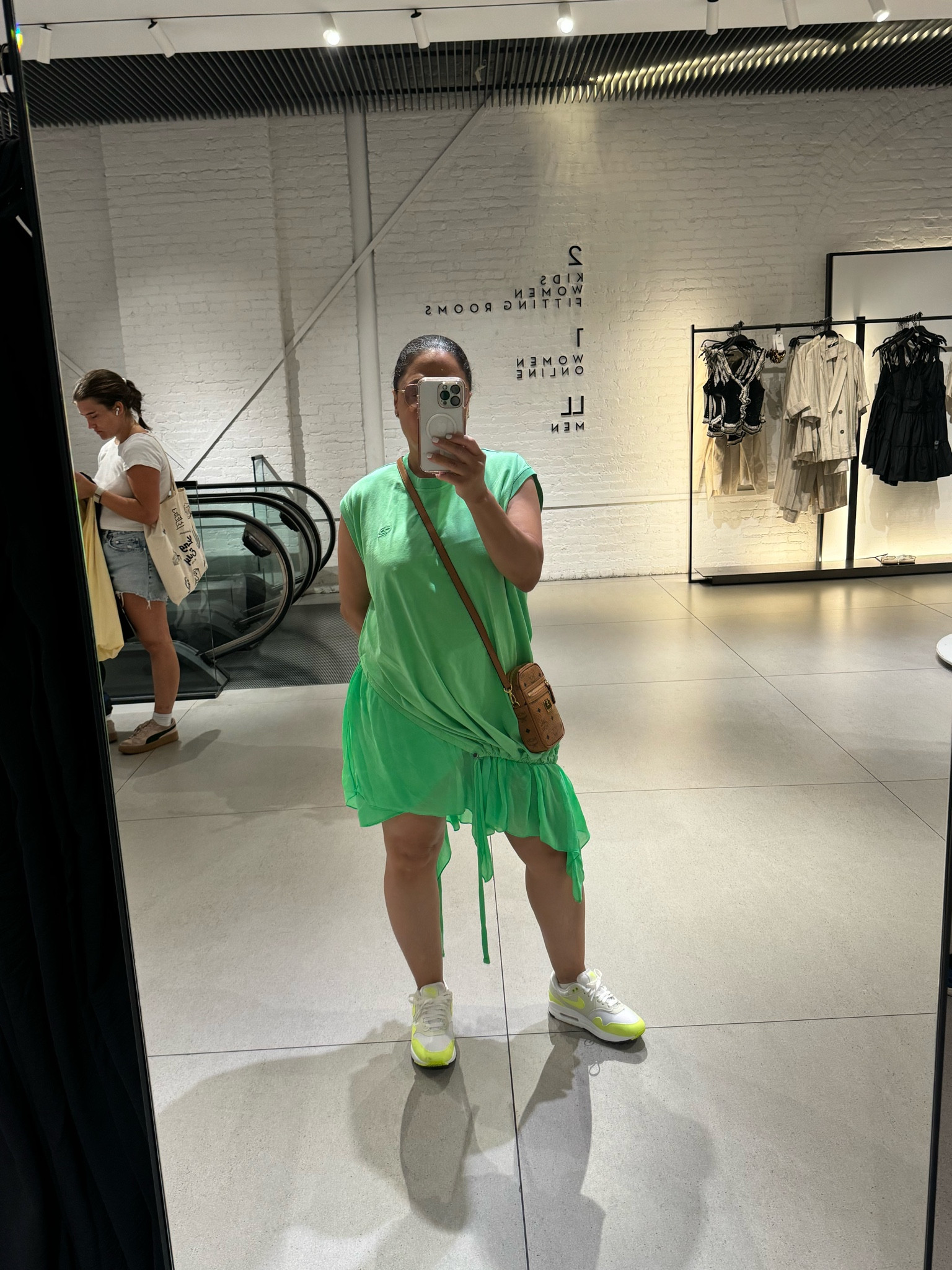 Neon Me

#LTKSeasonal #LTKStyleTip