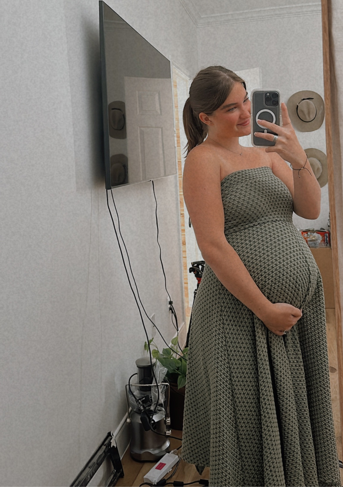 green sold out but this dress is perfect for pregnancy & before/after💚

#LTKfindsunder50 #LTKstyletip #LTKbump
