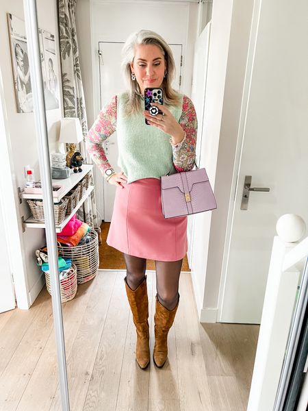 Outfits of the week

A mint green spencer over a floral mesh top (reserved), paired with a pink skirt (We) and brown boots. 

#LTKstyletip #LTKcurves #LTKeurope