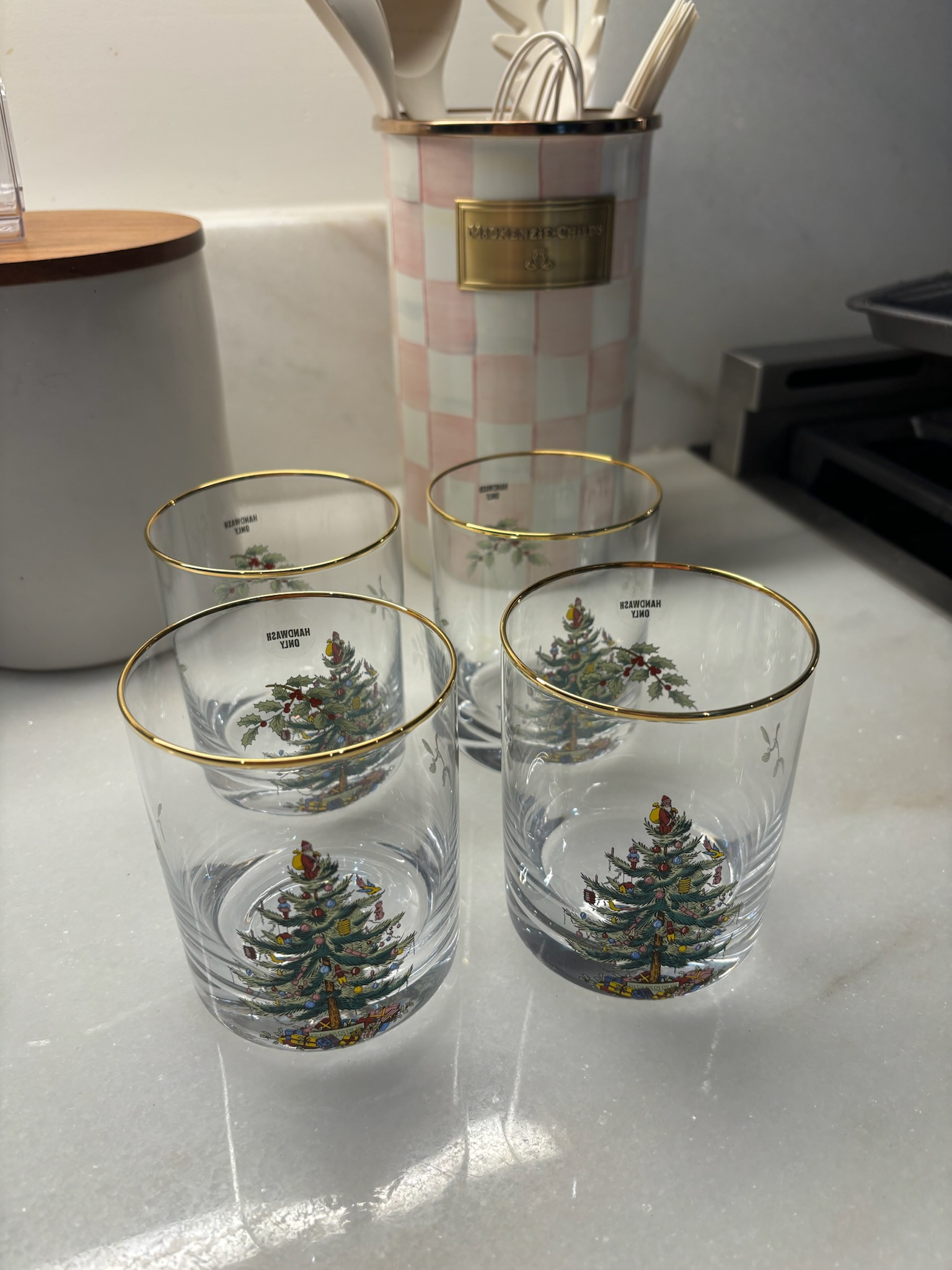 Christmas tree glasses! 🎄

double, old fashioned, festive, drinkware, holiday, celebrations, design, decor, hosting