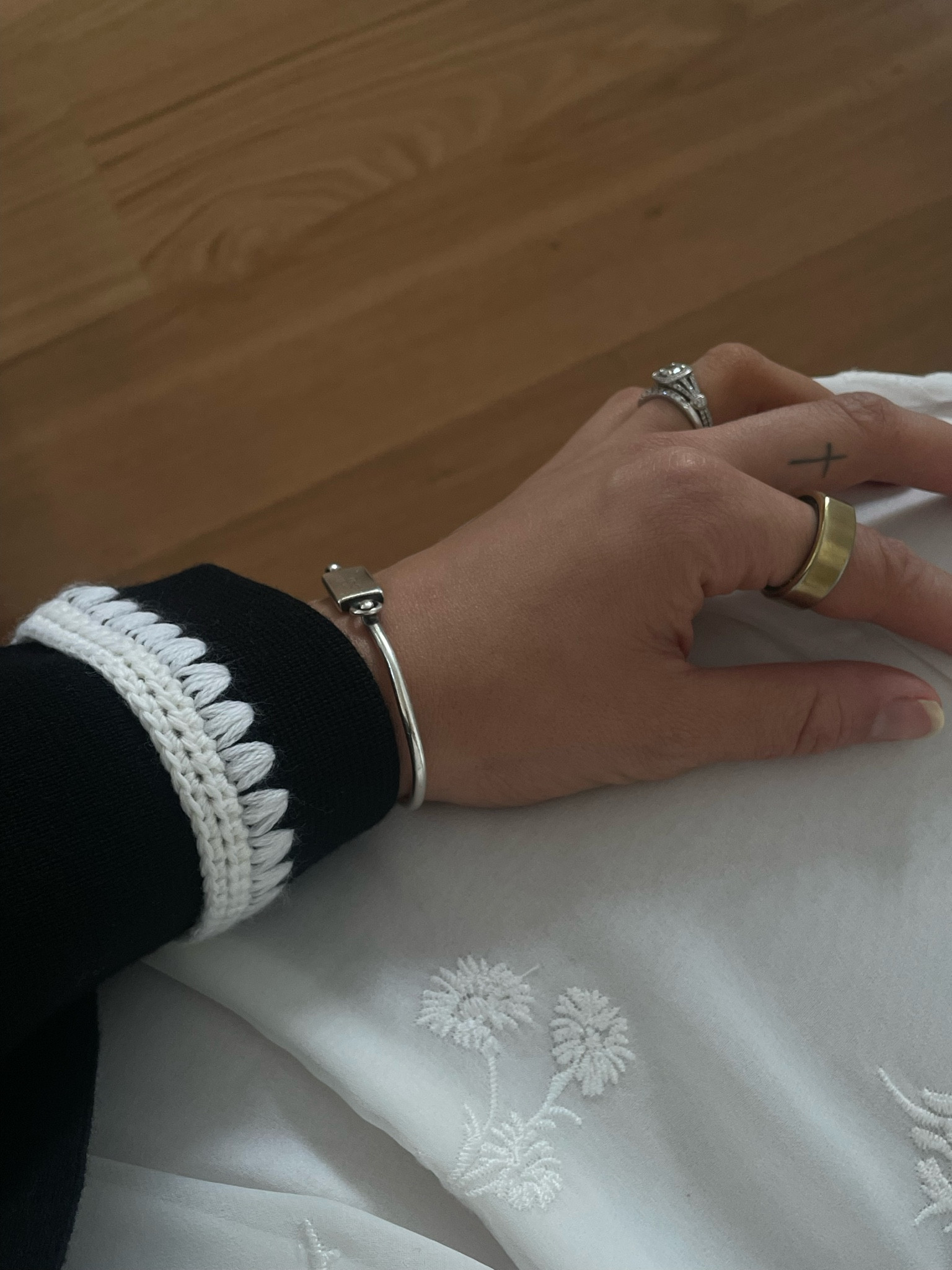 🖤🤍 favorite sweater

#LTKStyleTip #LTKSeasonal #LTKWorkwear