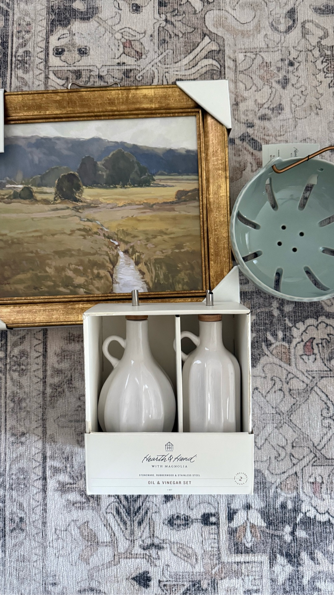 Target homevfinds to brighten up my kitchen. The framed art is so beautiful and 30% off now. 


Target decor, target haul, target kitchen decor @Target 

#LTKHome #LTKSeasonal #LTKSpringSale