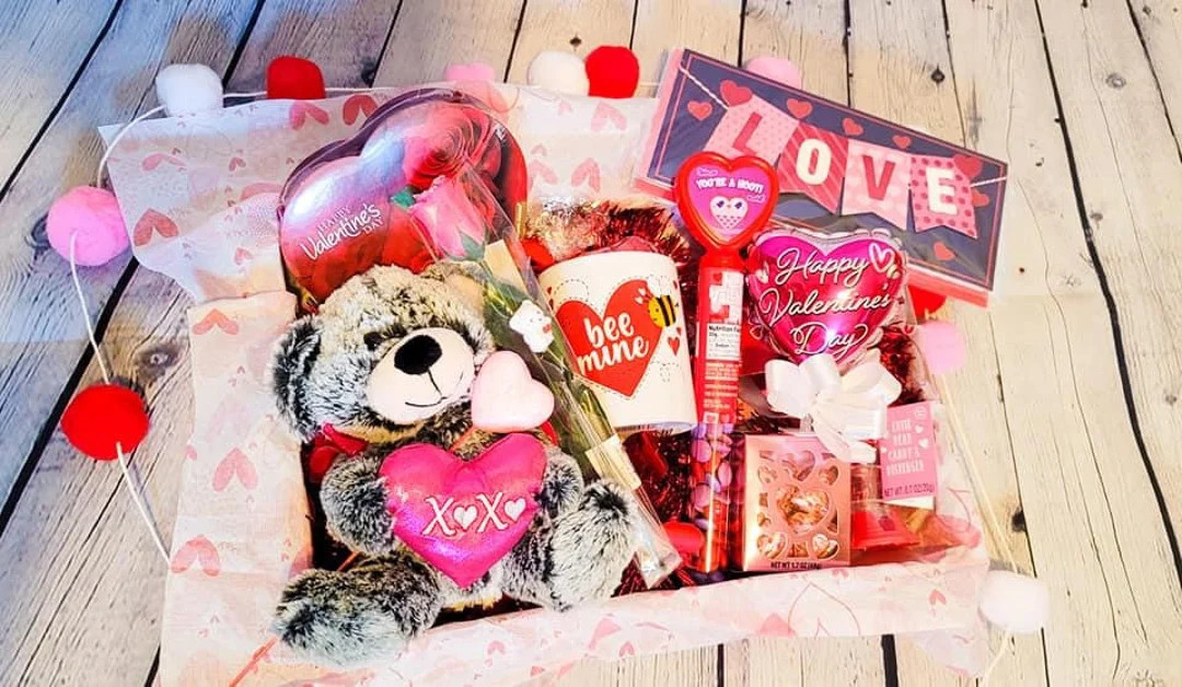 Valentines Gifts for Her, Personalized Valentines Basket, Valentines Baskets, Love, Valentines Da... | Etsy (US)