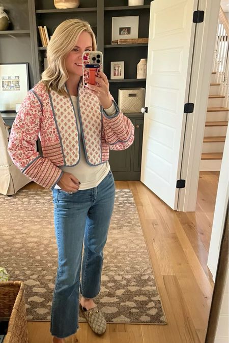 The floral quilted jacket of my dreams and it's an Amazon fashion find! Love this cropped floral jacket for a pop of color for a winter outfit idea and it works for spring outfits too! Paired with my favorite boot cut madewell jeans and gucci mules.
5/12

#LTKShoeCrush #LTKSeasonal #LTKStyleTip