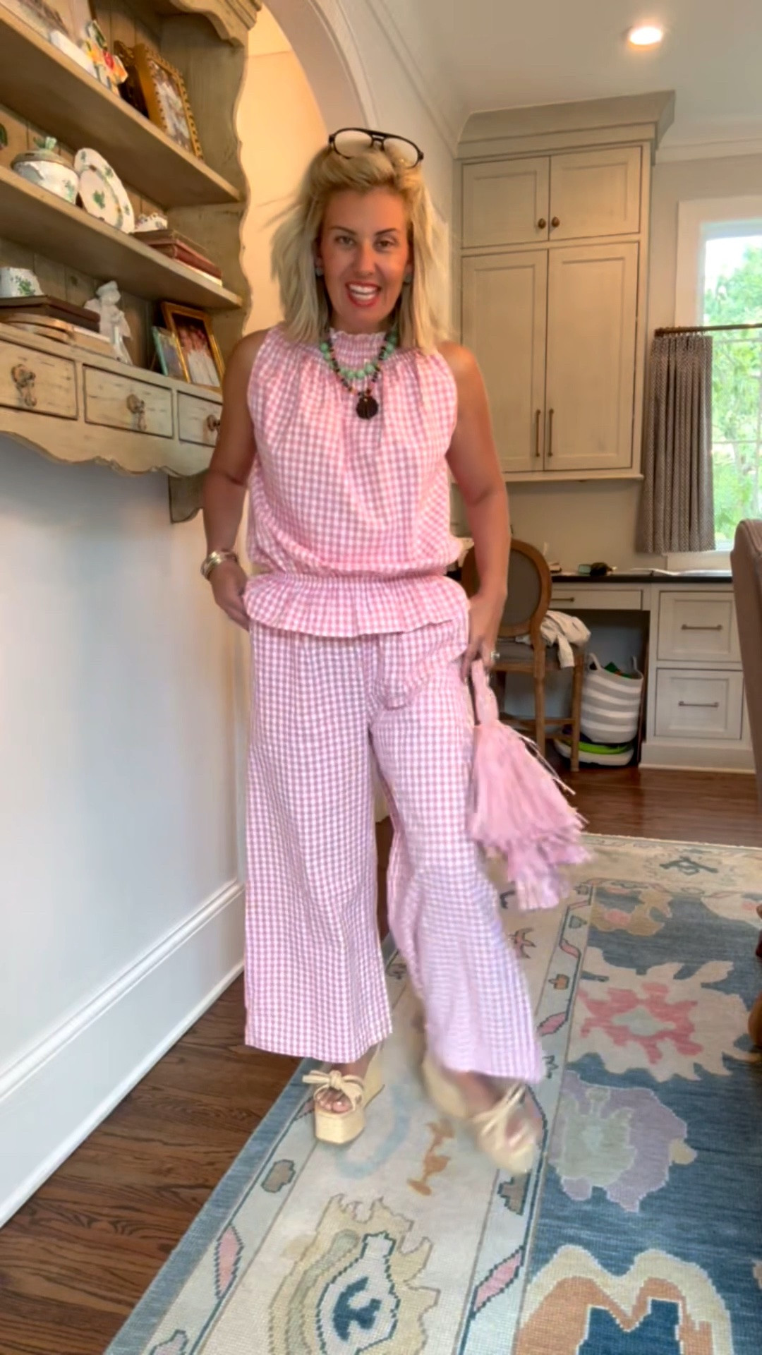 Umm ok this is a yes!! The Zon for the win…adorable!! I’m in a small and 8 wedge. Cuteness!!

#LTKdayinmylife #LTKOver40 #LTKSeasonal
