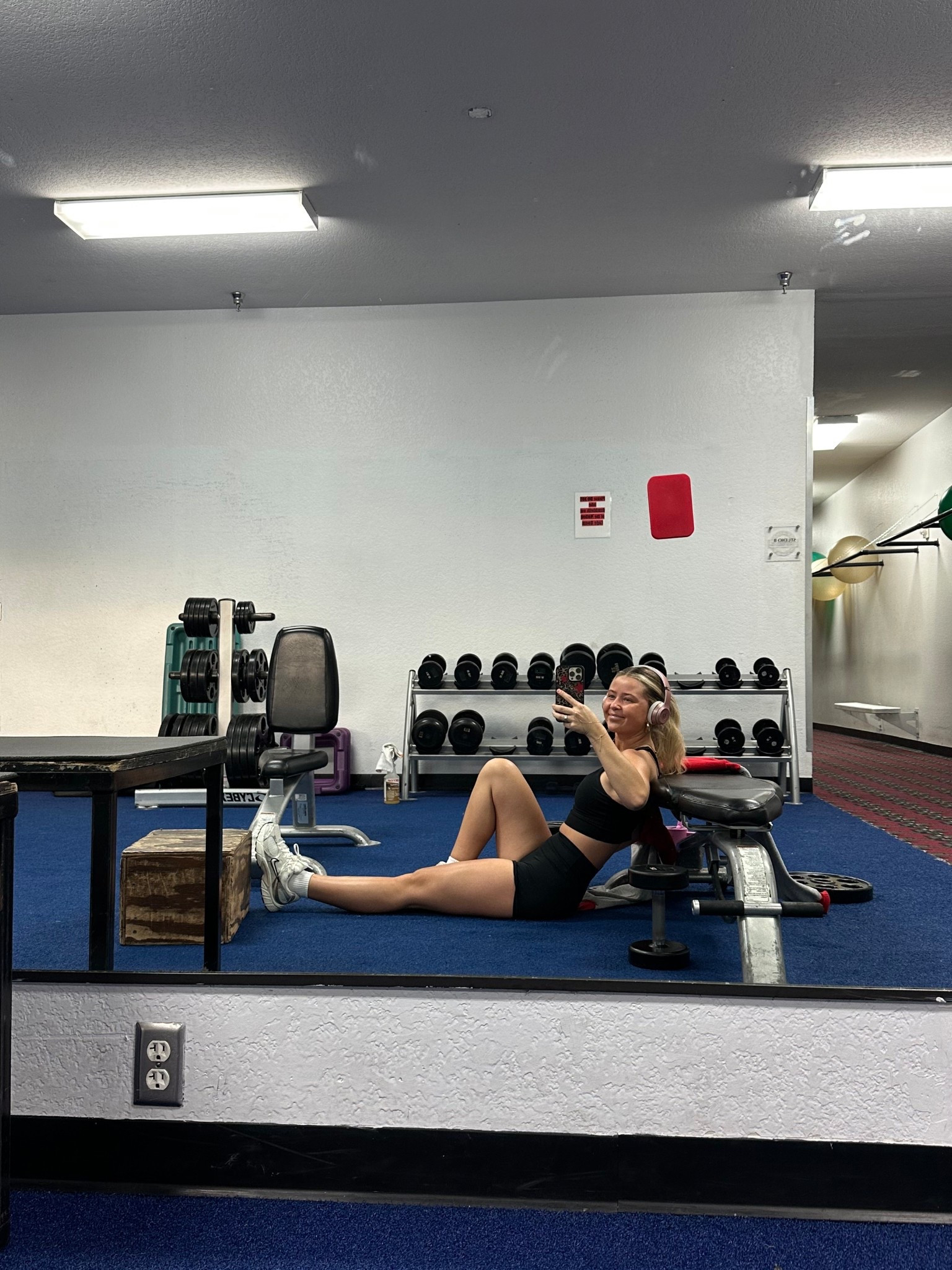 Top 4
Bottoms 6 in lululemon or small in pavoi active 
Nike V5 RNR run true to size 

#LTKFindsUnder100 #LTKShoeCrush #LTKActive