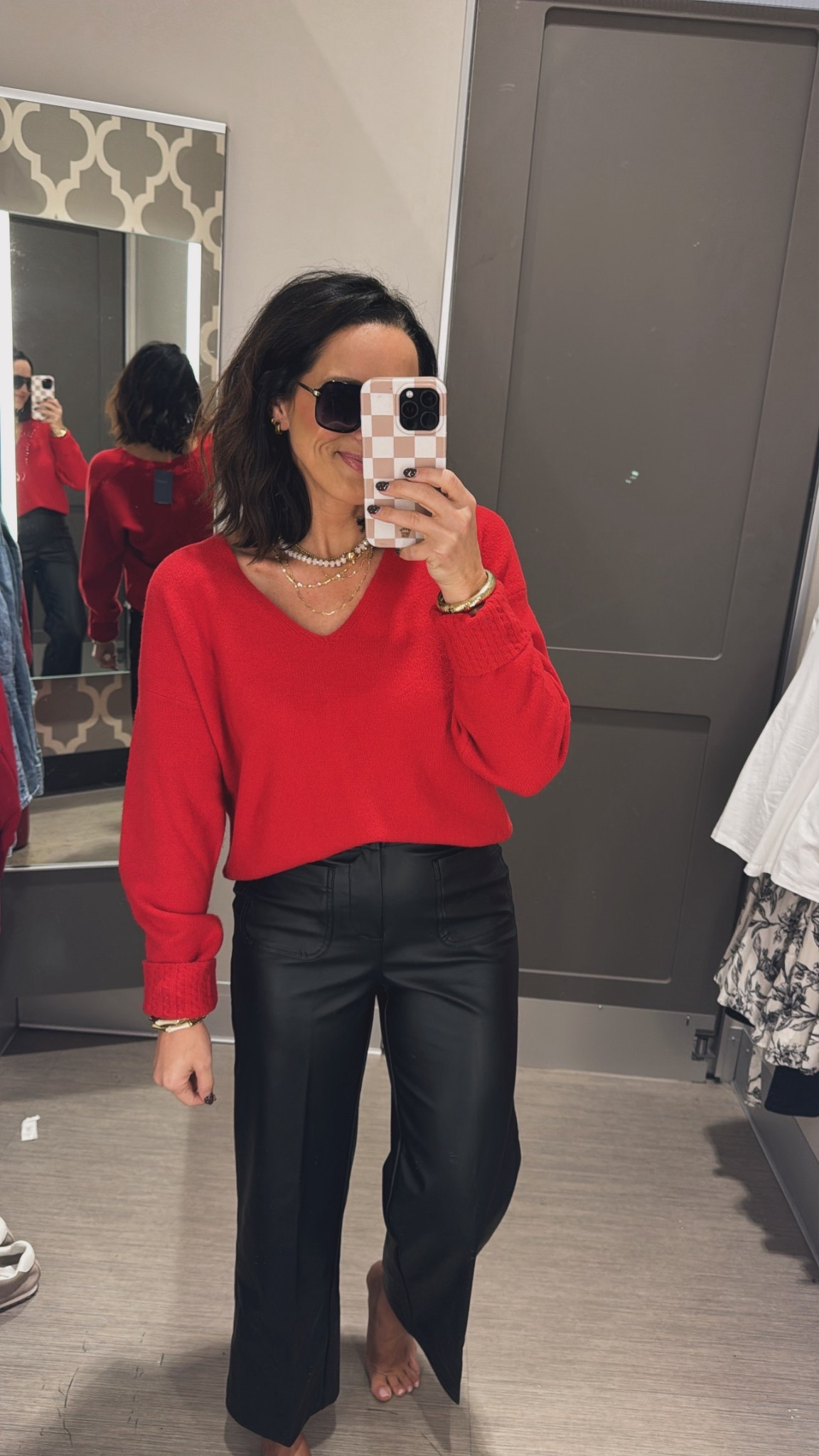 Super cute Thanksgiving or Christmas outfit inspo ❤️
The faux leather pants styled with this v-neck sweater is warm and stylish combo.

Elevated style, leather pants, women’s sweater, Target style, VintagePickin



#LTKStyleTip #LTKHoliday #LTKFindsUnder50