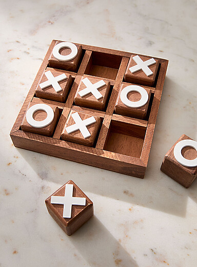 Rubberwood tic-tac-toe game
        
        

		

        
    
        
    
	    
		    
		   ... | Simons