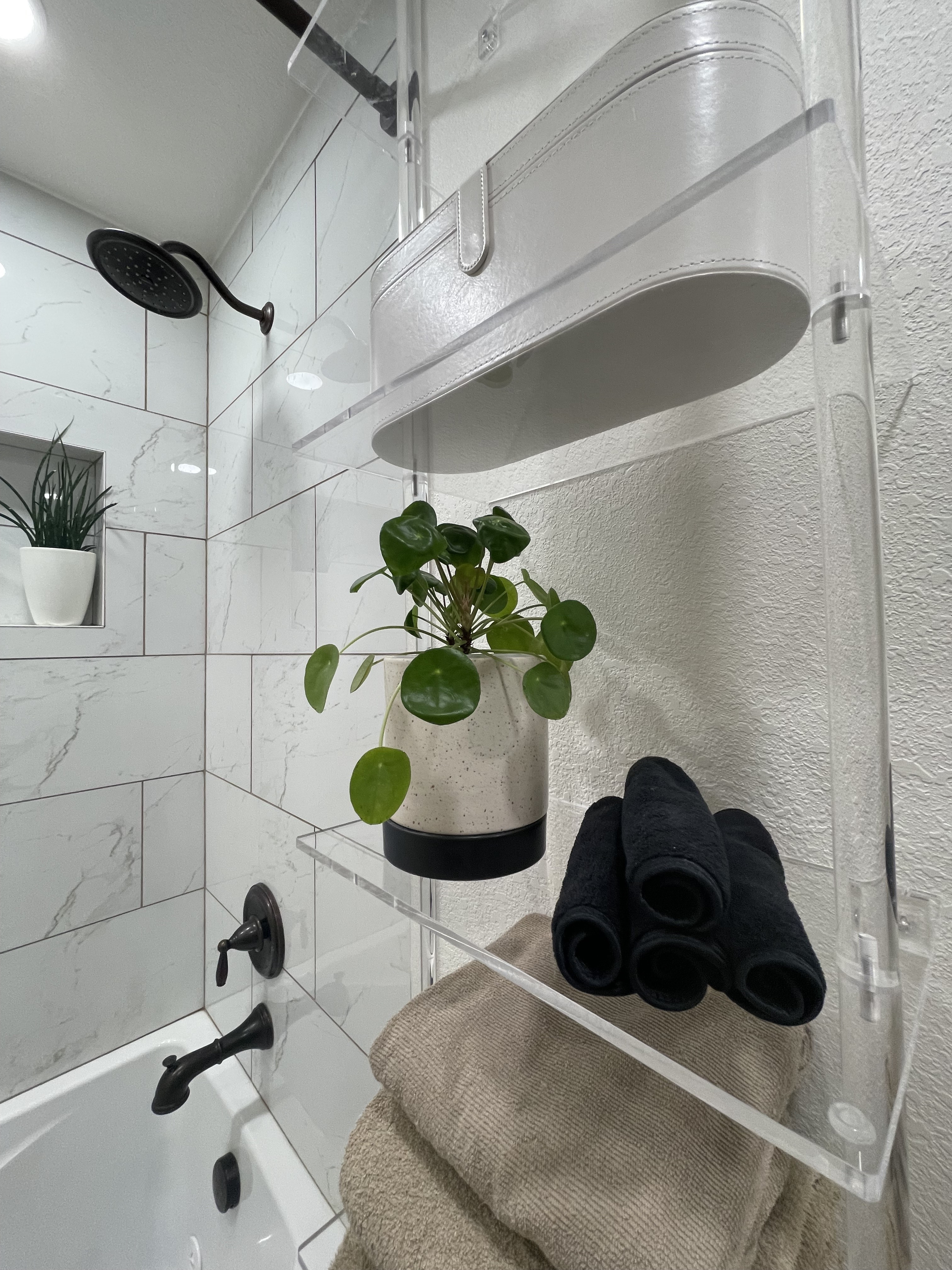 I love these black, microfiber face towels for removing makeup. They also look gorgeous on this acrylic ladder bookshelf in the bathroom! 

#LTKFamily #LTKBeauty #LTKHome