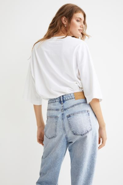 Mom Loose-fit Ultra High Jeans | H&M (US + CA)