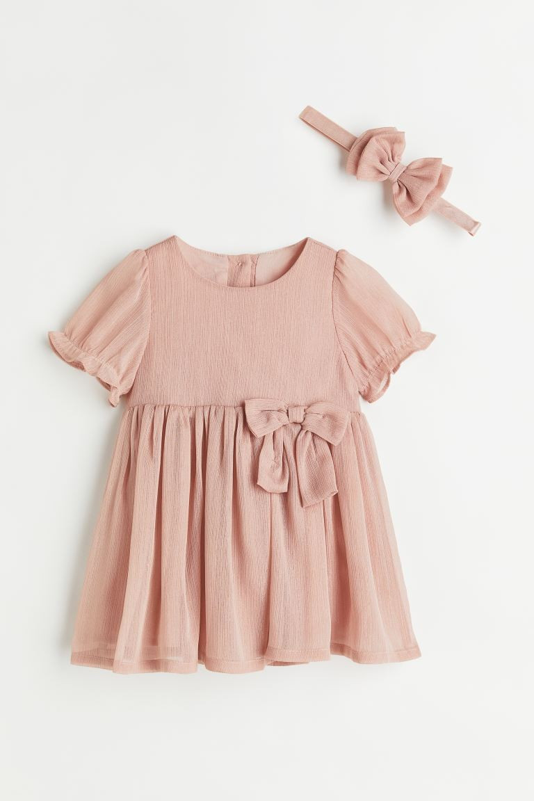 Dress and Accessory | H&M (US + CA)