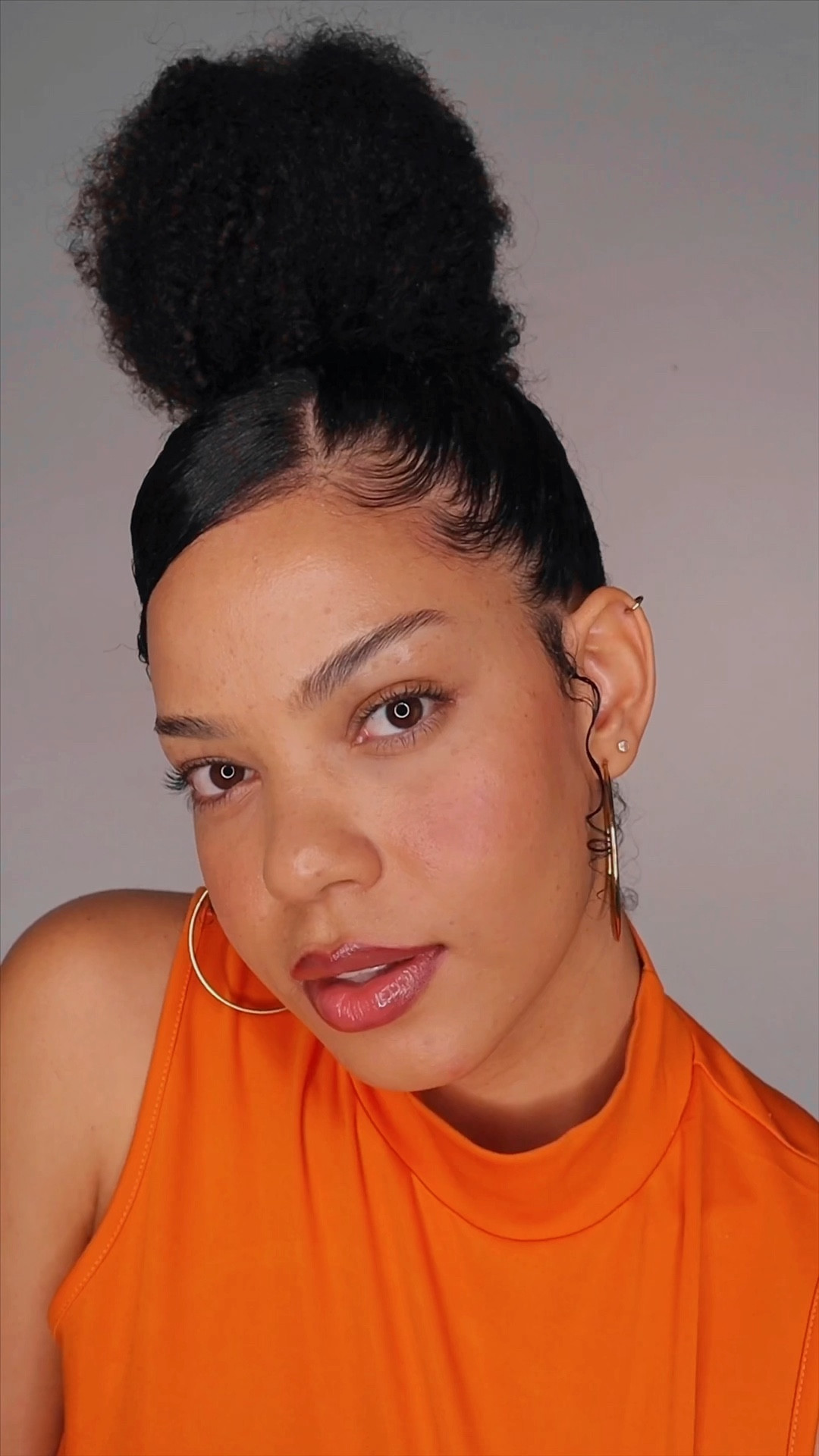 Penteado com coque bem elegante 🧡✨

#LTKstyletip #LTKbrasil #LTKbeauty