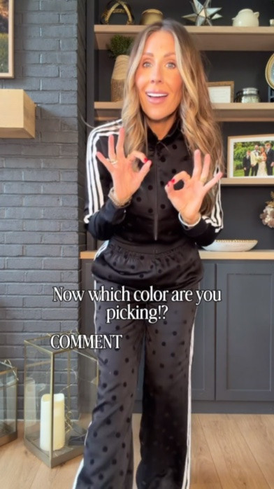 The viral satin tracksuit for sports moms is BACK!!!!! This one sold out for a reason, and I would not wait if you missed it the first time. RUN!!!!

satin tracksuit, sports mom outfit, game day outfit, matching set, viral outfit, mom style, sideline style, fall sports outfit, women’s matching set, game day style, TheMomInStyle

#LTKootd #LTKgrwm #LTKdayinmylife