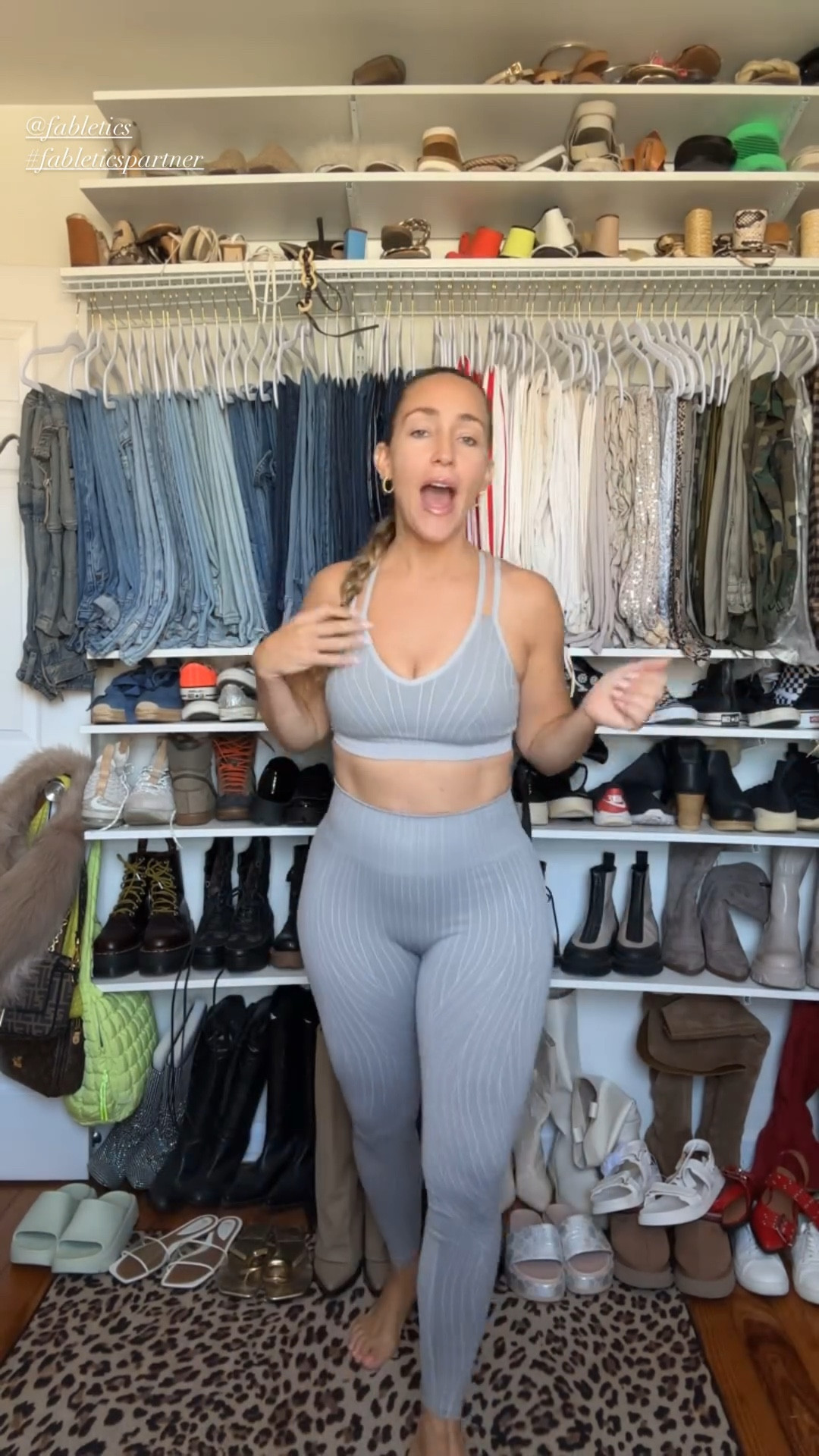 Wearing medium in alll

#LTKMidsize