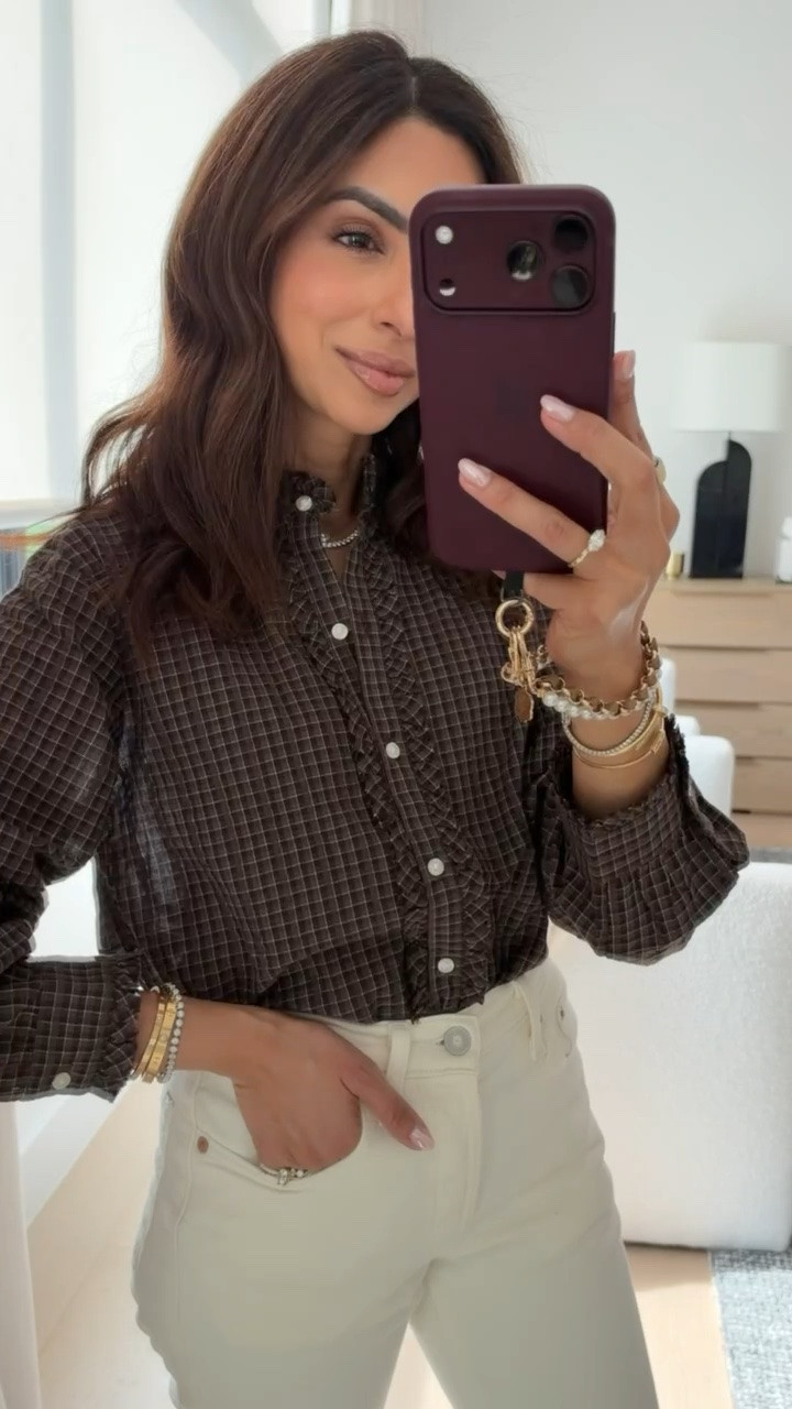 How I’m styling this ruffled neck blouse from @Target! I’m wearing size XS.

#LTKootd #LTKSeasonal #LTKOver40